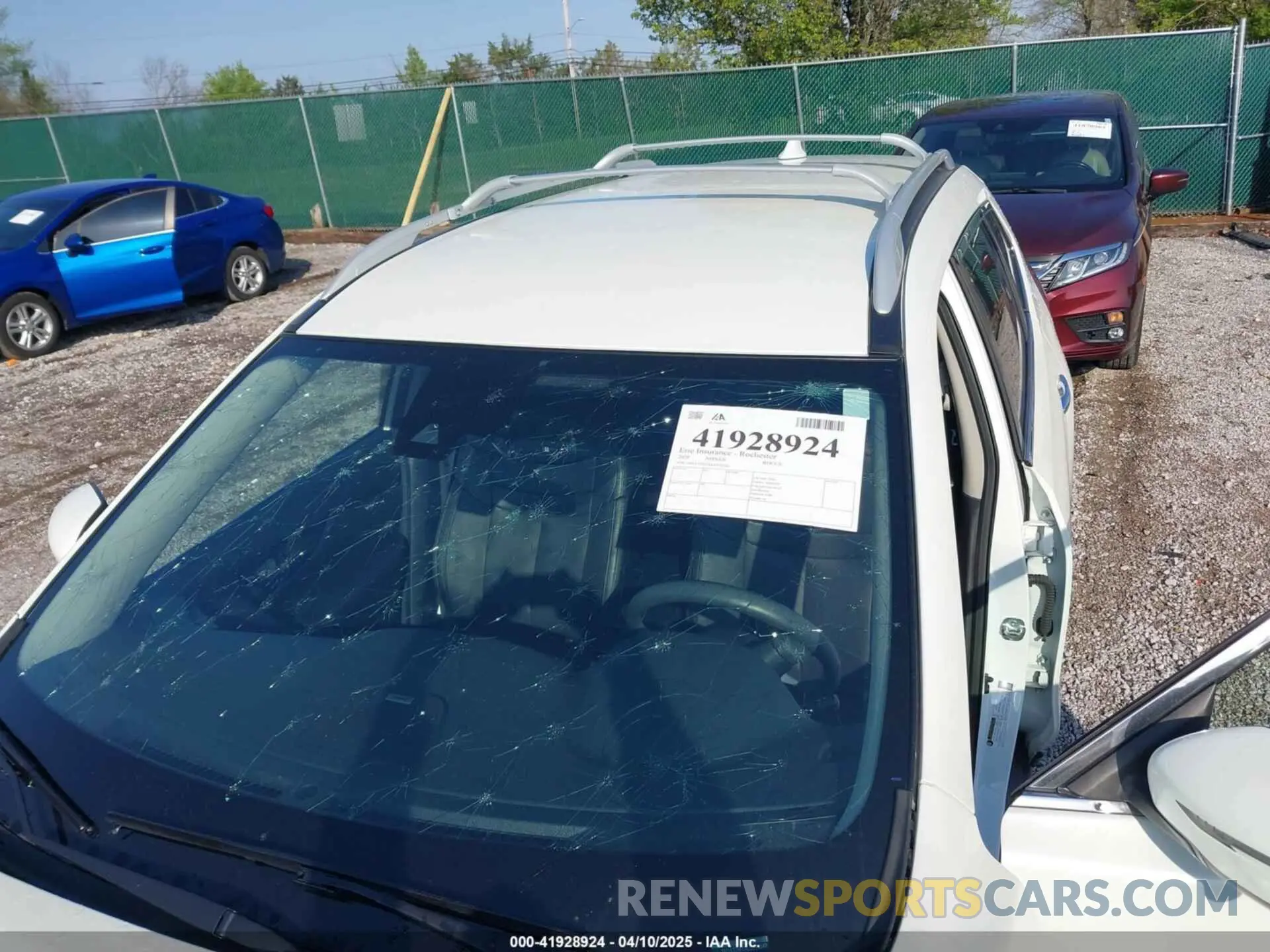 17 Photograph of a damaged car 5N1AT2MTXLC772242 NISSAN ROGUE 2020