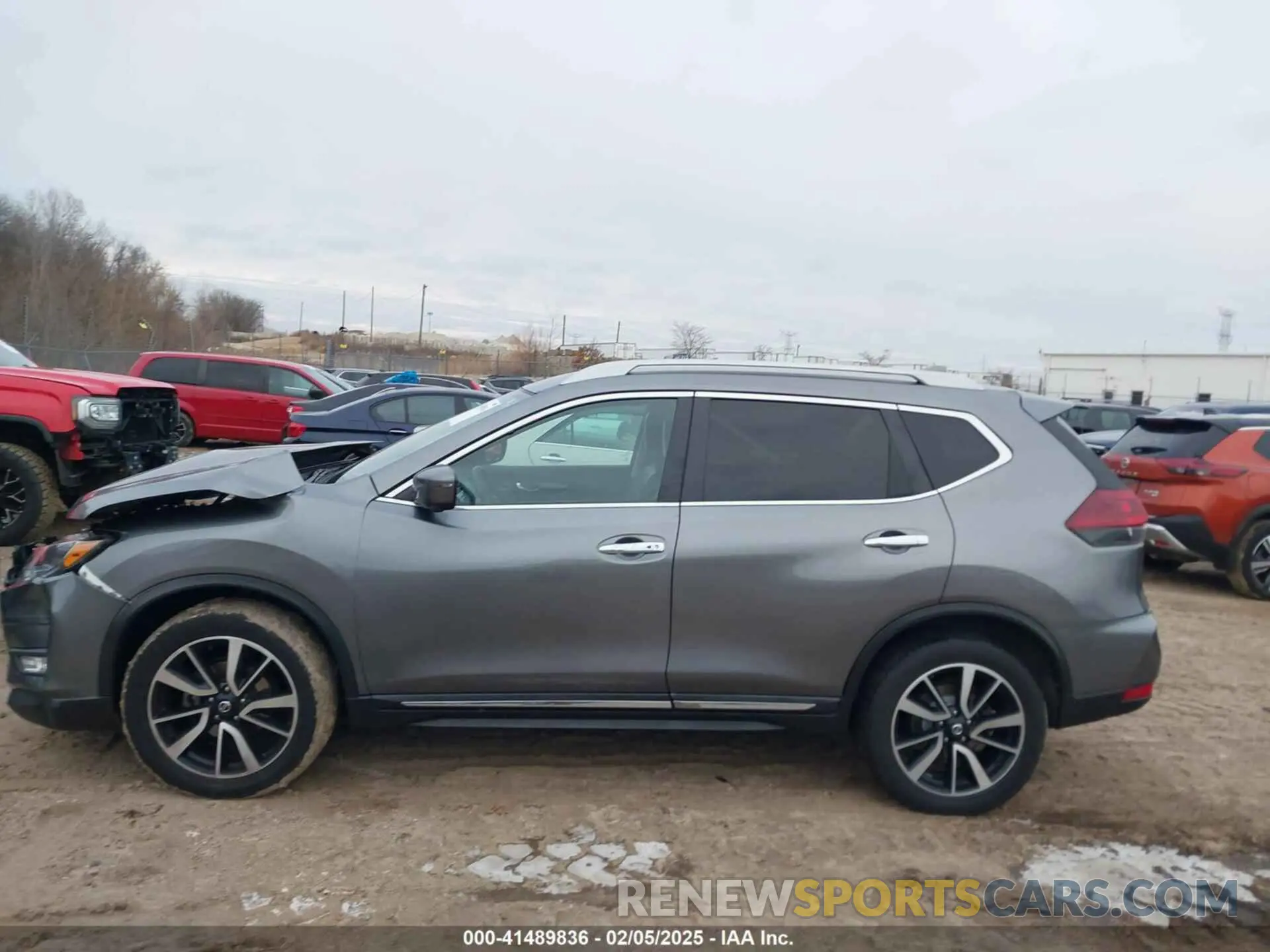 14 Photograph of a damaged car 5N1AT2MV0LC709734 NISSAN ROGUE 2020