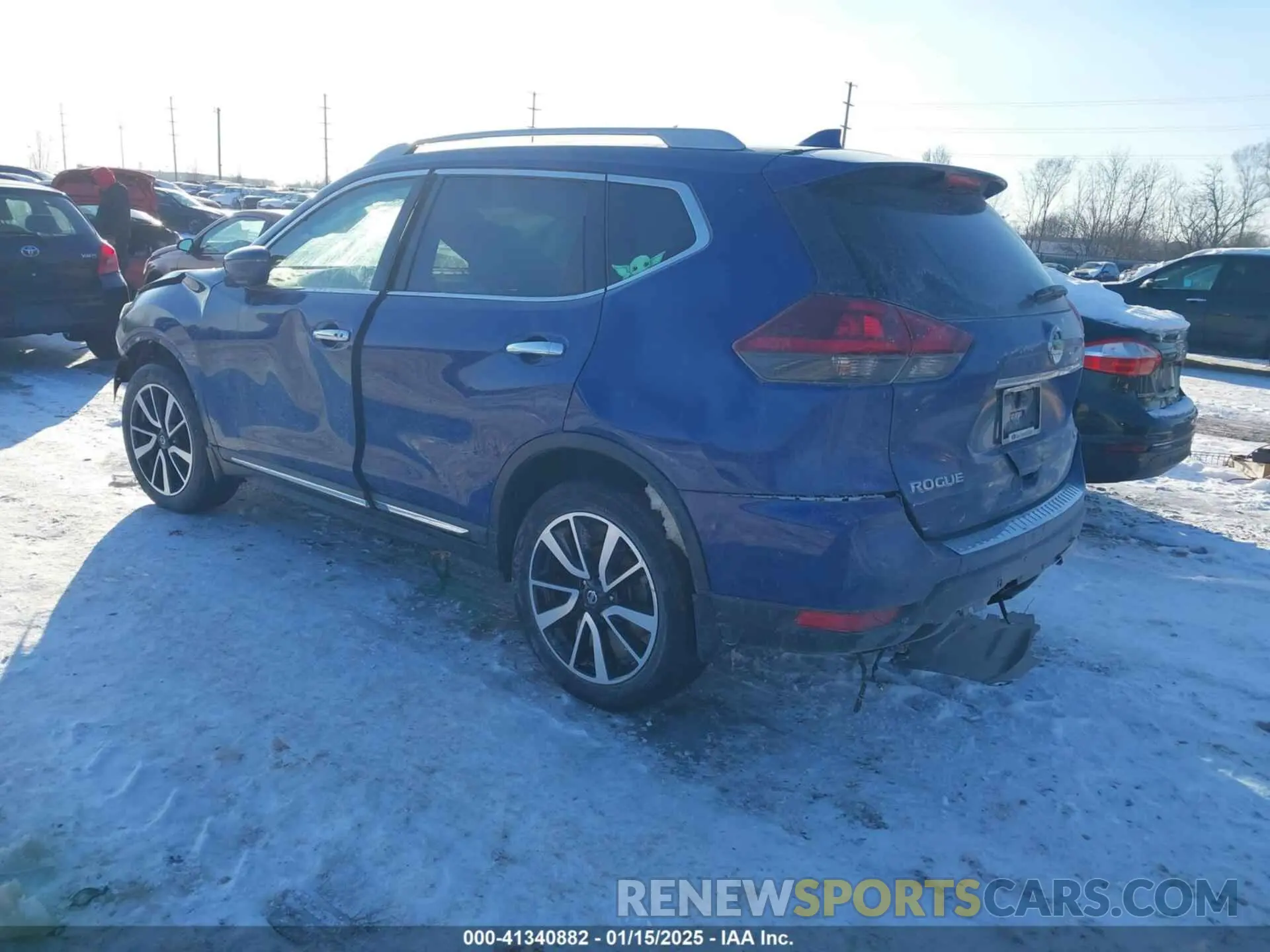 3 Photograph of a damaged car 5N1AT2MV0LC714173 NISSAN ROGUE 2020