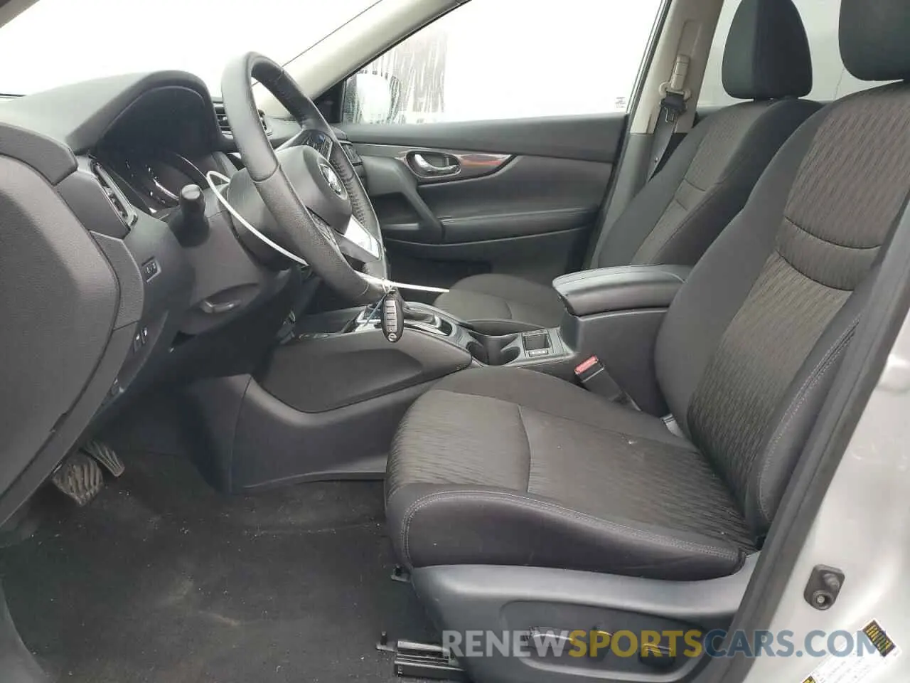 7 Photograph of a damaged car 5N1AT2MV0LC723102 NISSAN ROGUE 2020