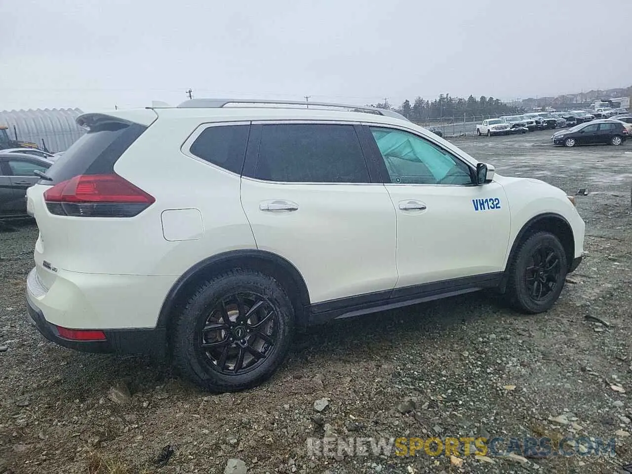 3 Photograph of a damaged car 5N1AT2MV0LC739462 NISSAN ROGUE 2020