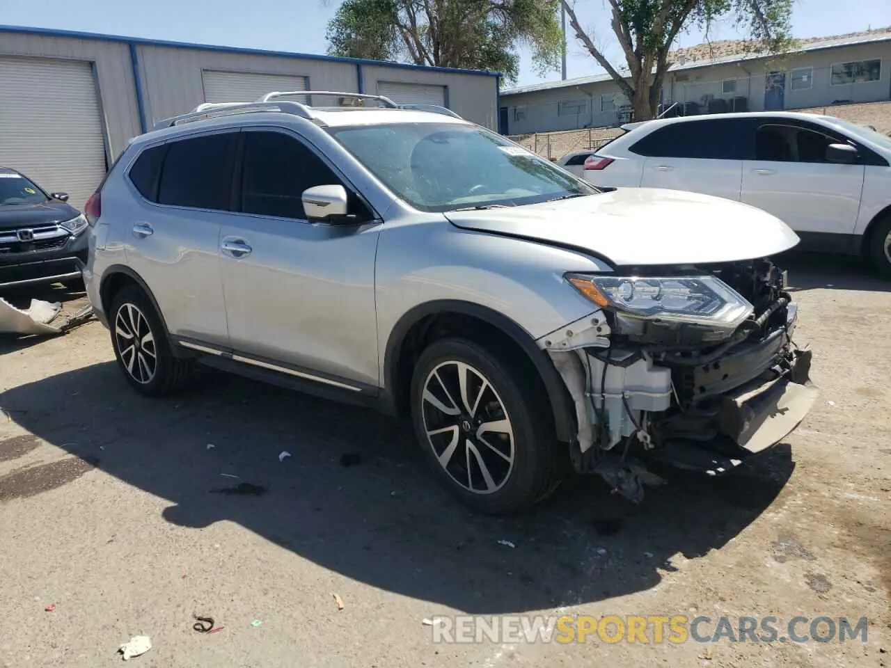 4 Photograph of a damaged car 5N1AT2MV0LC780769 NISSAN ROGUE 2020