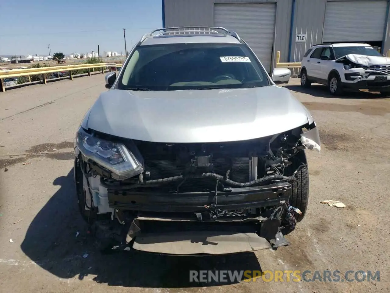 5 Photograph of a damaged car 5N1AT2MV0LC780769 NISSAN ROGUE 2020