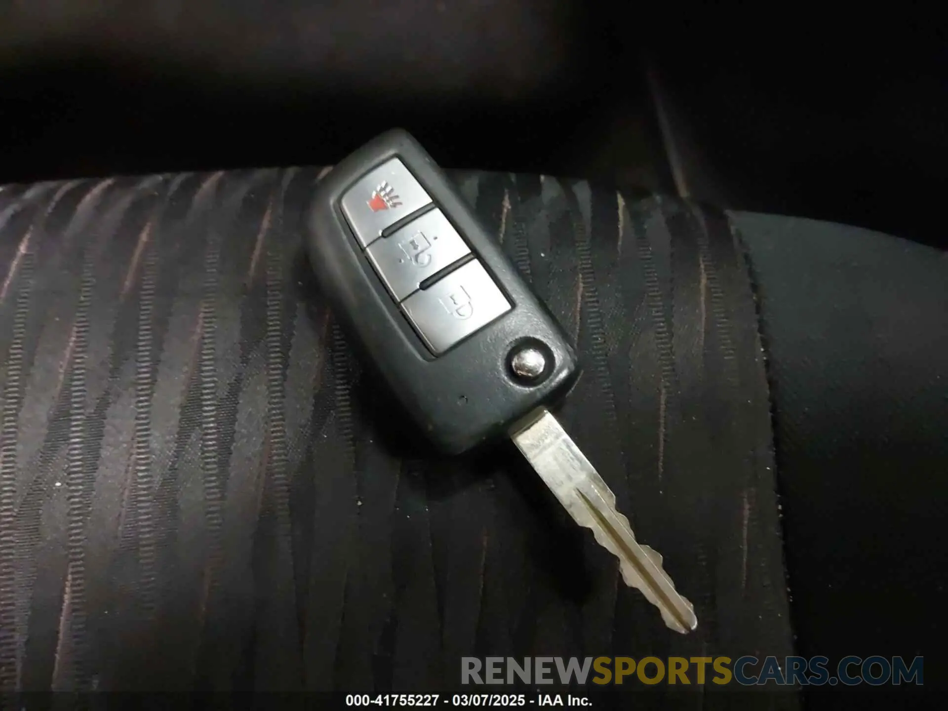 11 Photograph of a damaged car 5N1AT2MV1LC713758 NISSAN ROGUE 2020