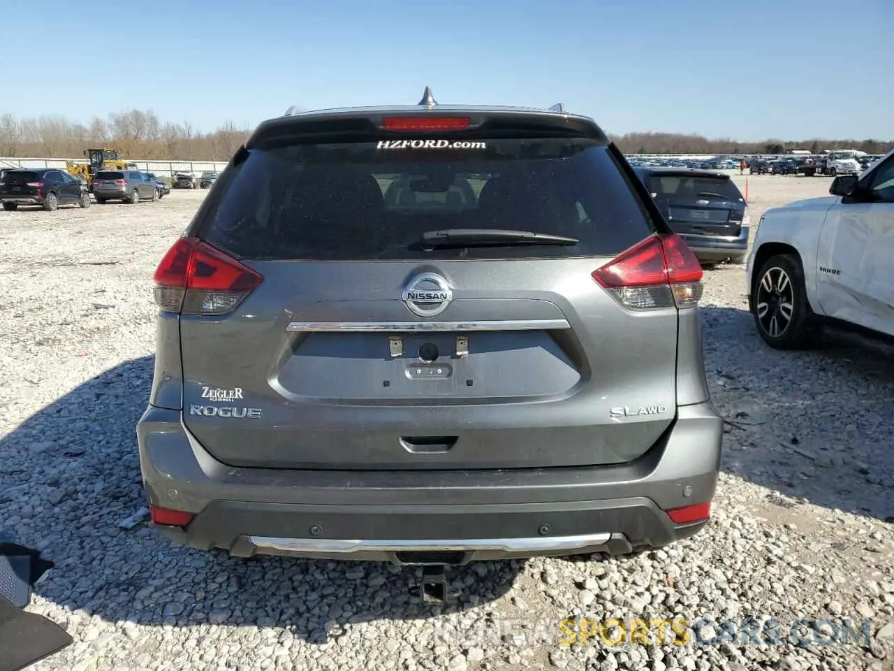 6 Photograph of a damaged car 5N1AT2MV1LC743830 NISSAN ROGUE 2020