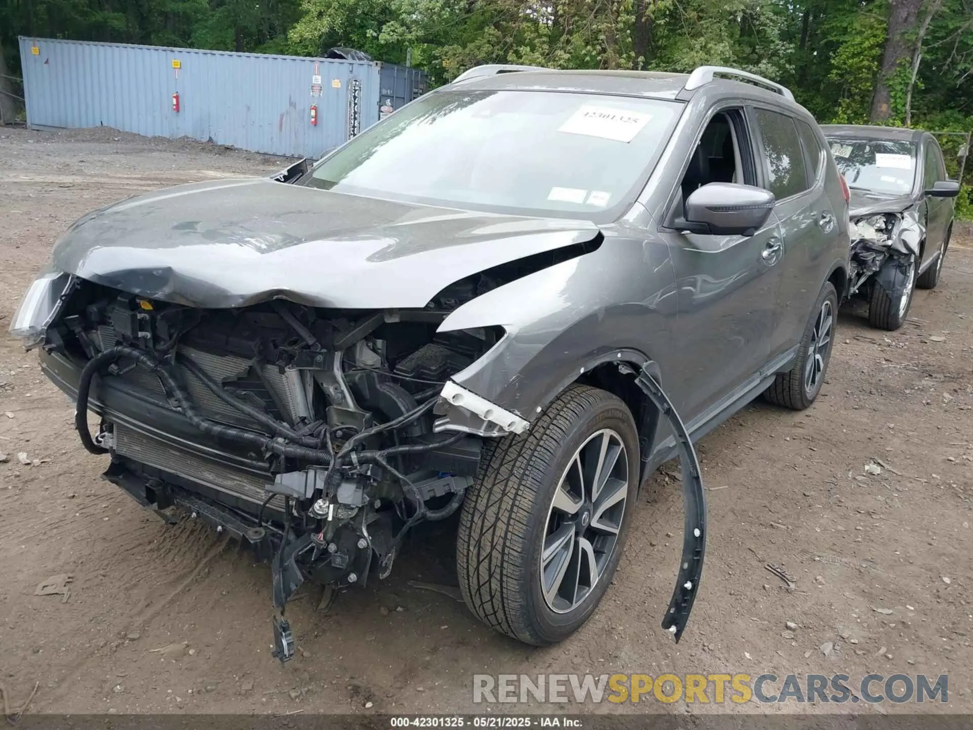 6 Photograph of a damaged car 5N1AT2MV1LC752348 NISSAN ROGUE 2020