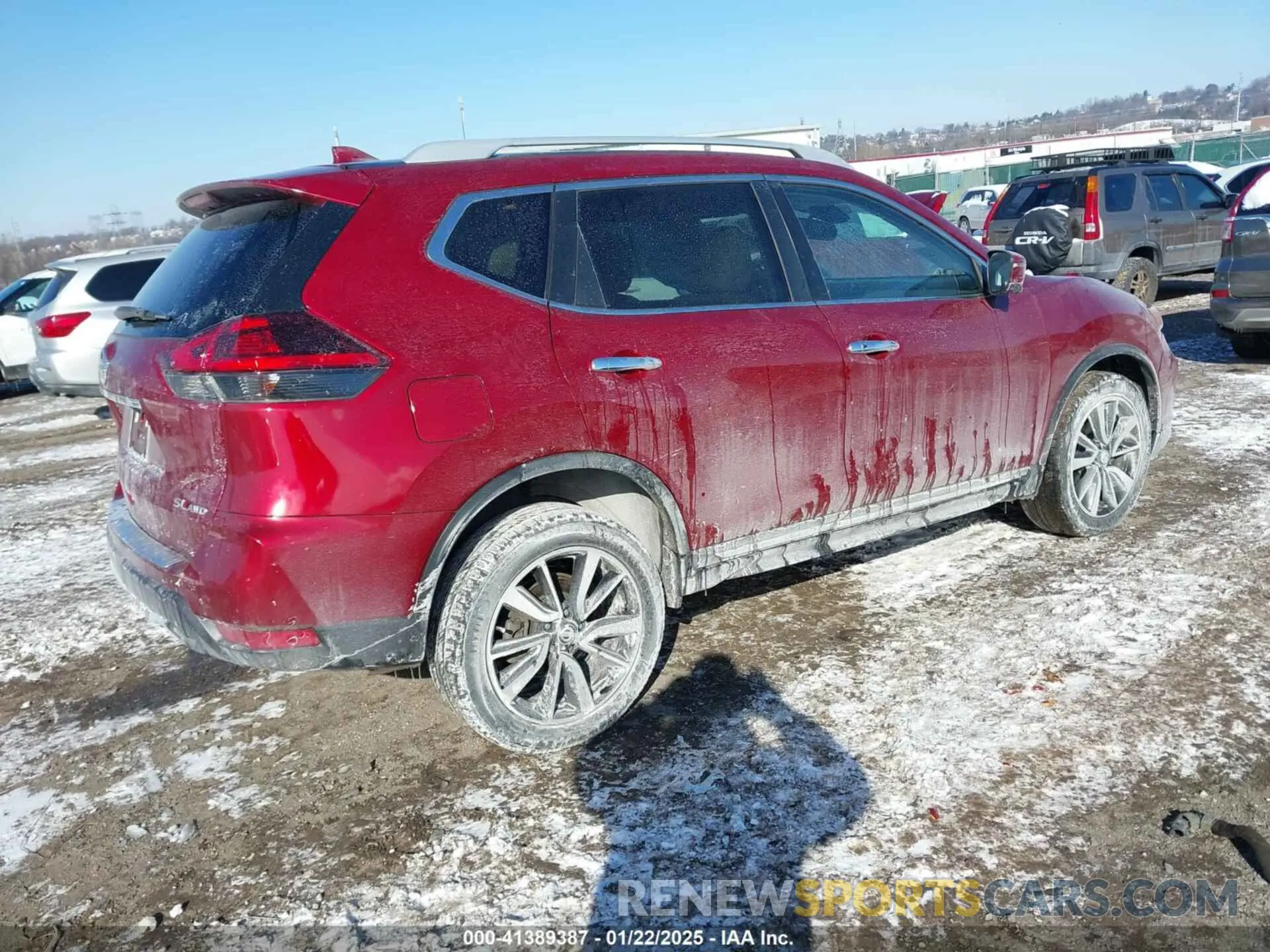4 Photograph of a damaged car 5N1AT2MV1LC798536 NISSAN ROGUE 2020