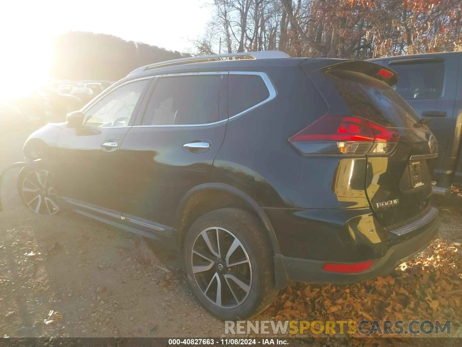 3 Photograph of a damaged car 5N1AT2MV2LC721531 NISSAN ROGUE 2020