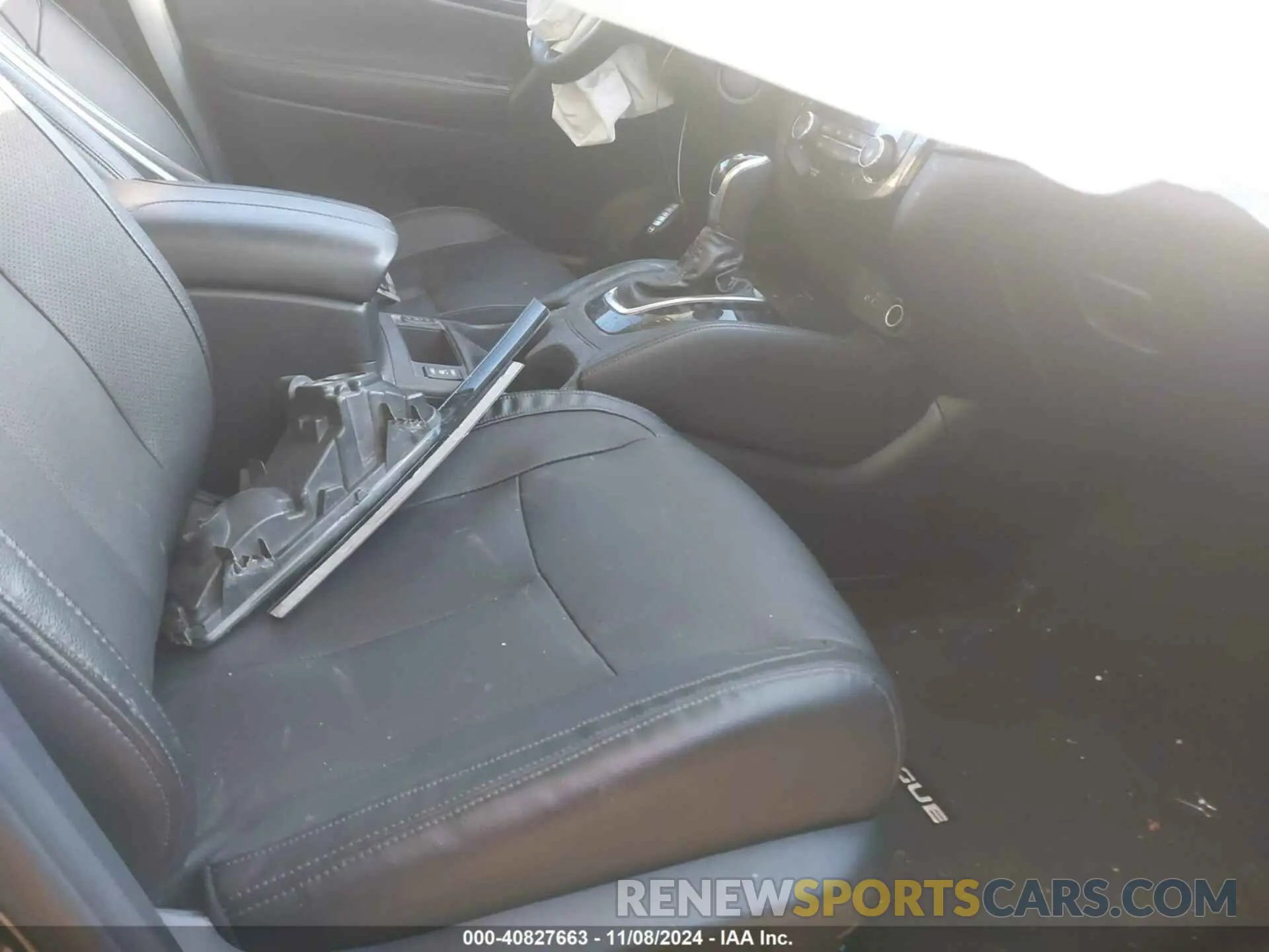 5 Photograph of a damaged car 5N1AT2MV2LC721531 NISSAN ROGUE 2020