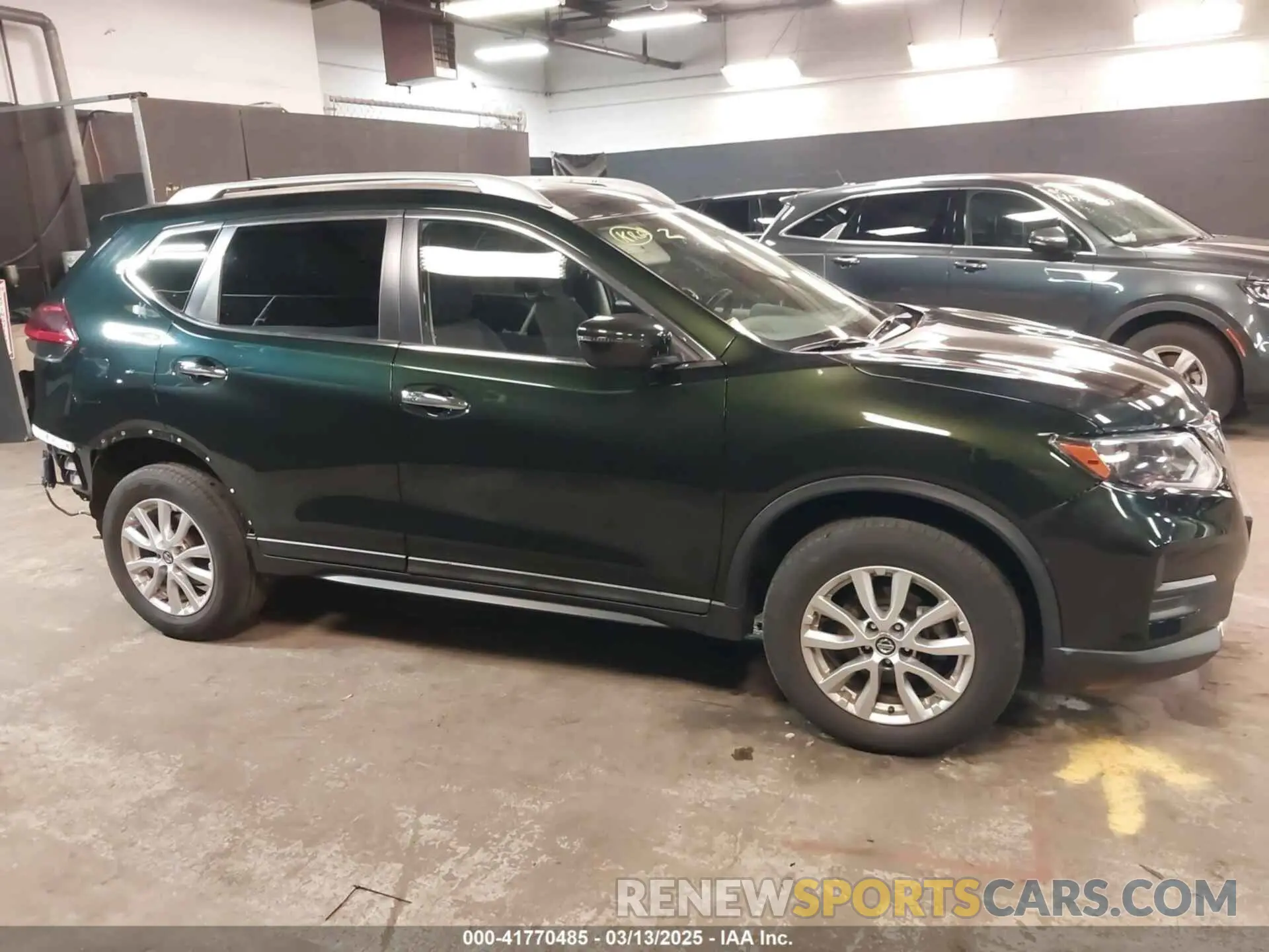13 Photograph of a damaged car 5N1AT2MV2LC732285 NISSAN ROGUE 2020