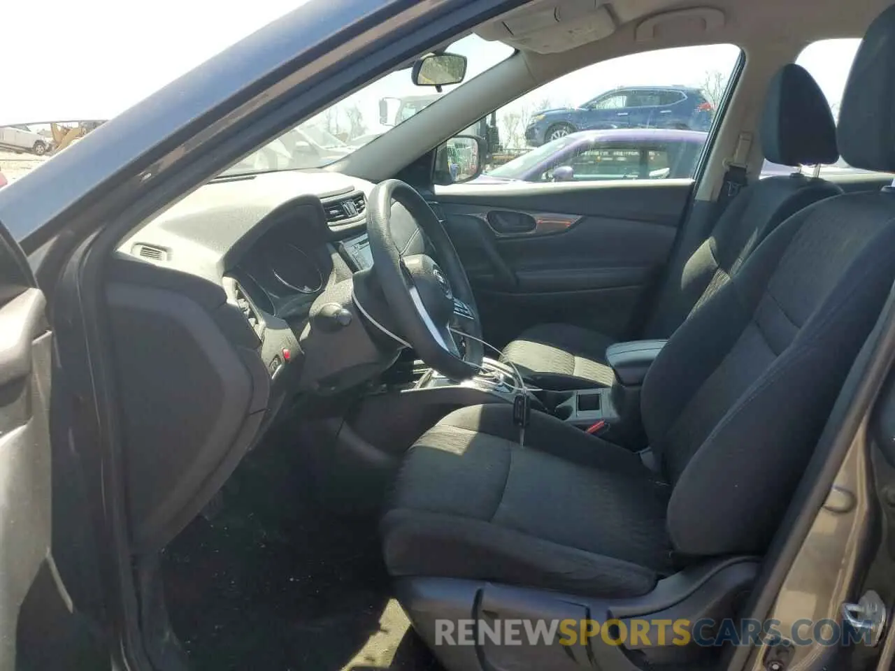 7 Photograph of a damaged car 5N1AT2MV2LC785651 NISSAN ROGUE 2020