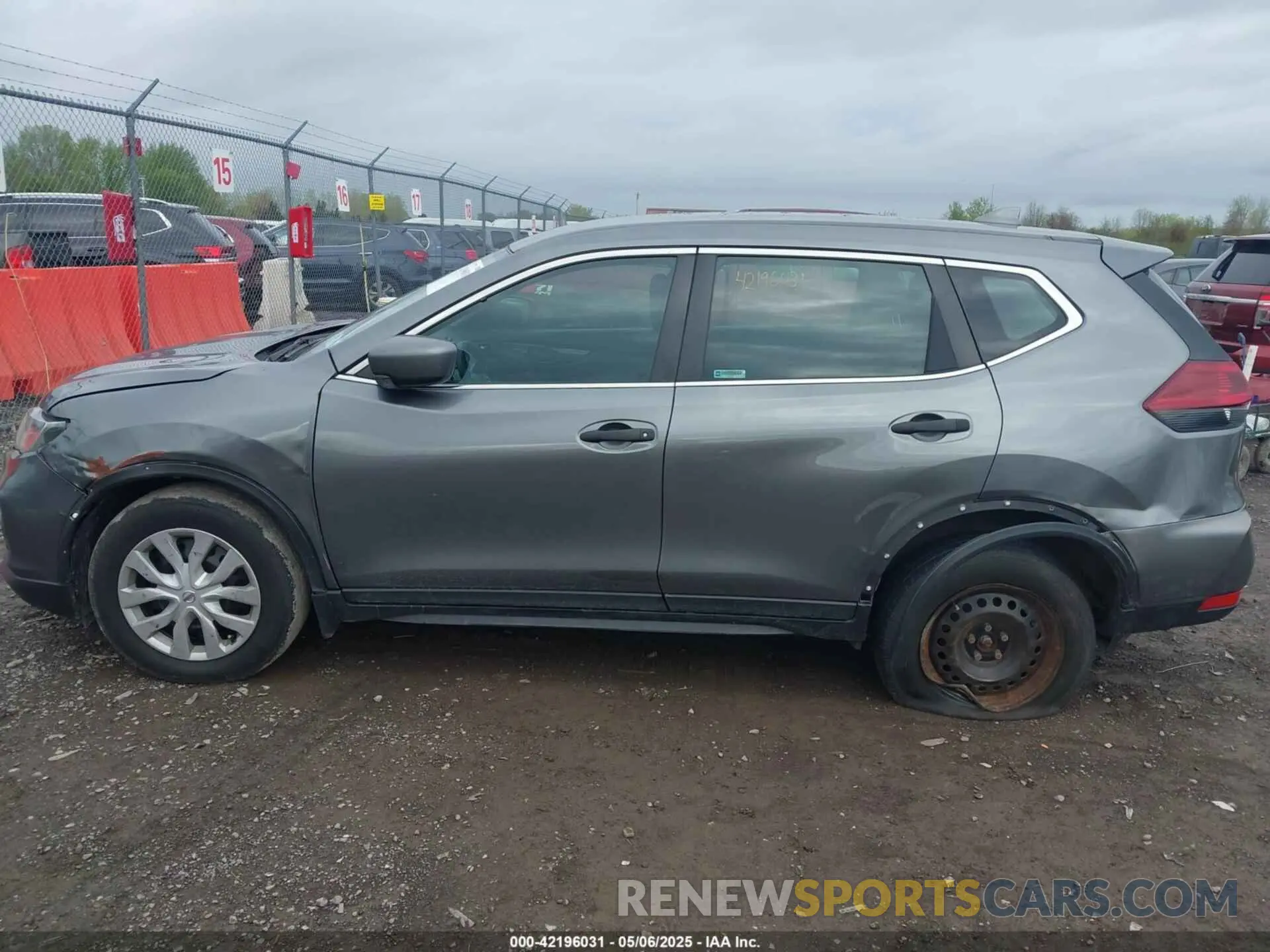 15 Photograph of a damaged car 5N1AT2MV2LC793197 NISSAN ROGUE 2020