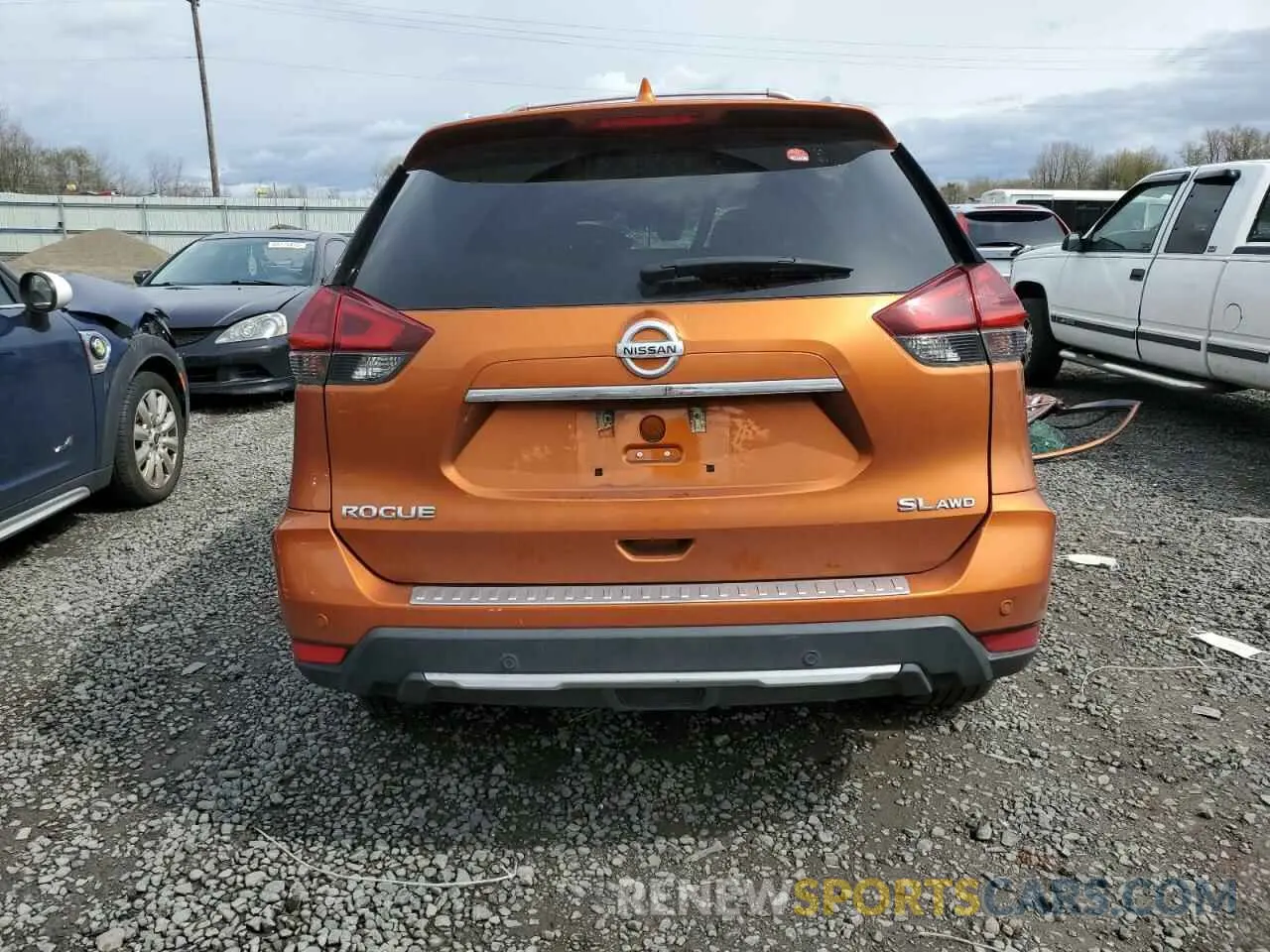 6 Photograph of a damaged car 5N1AT2MV3LC702342 NISSAN ROGUE 2020
