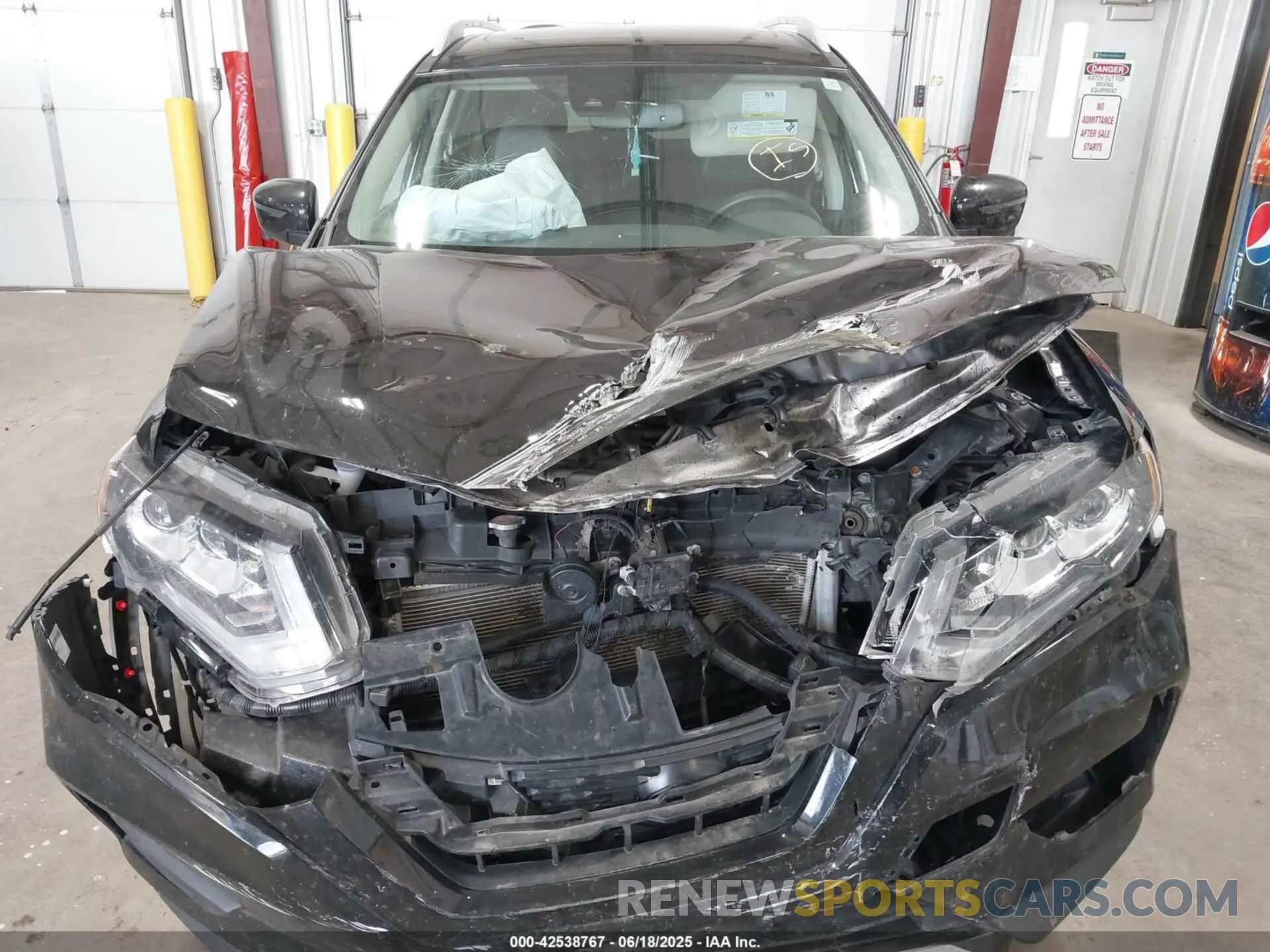 12 Photograph of a damaged car 5N1AT2MV3LC757177 NISSAN ROGUE 2020