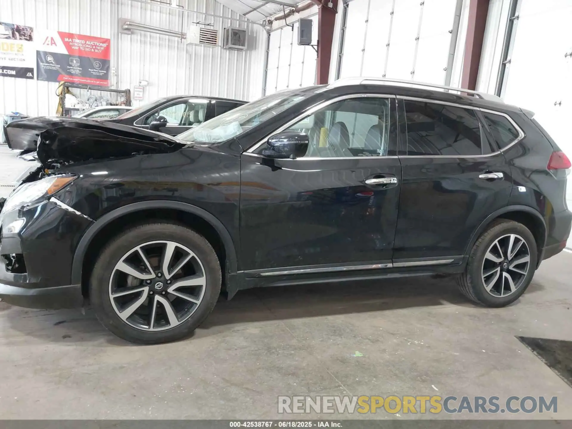 14 Photograph of a damaged car 5N1AT2MV3LC757177 NISSAN ROGUE 2020