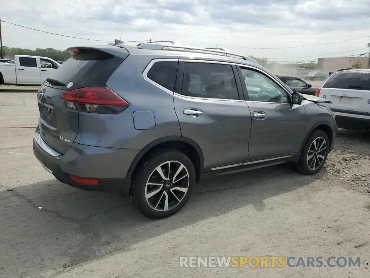 3 Photograph of a damaged car 5N1AT2MV3LC772939 NISSAN ROGUE 2020