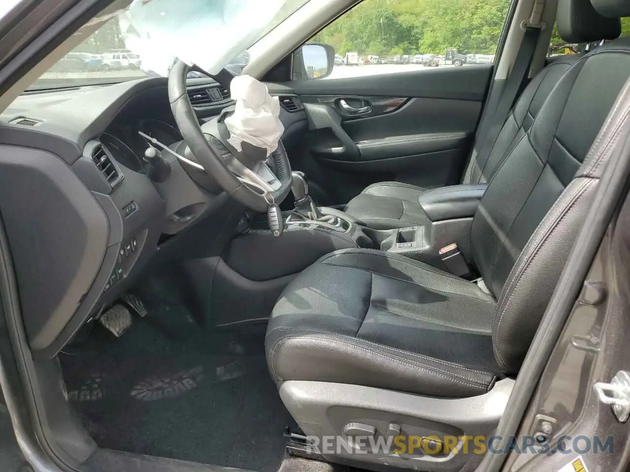 7 Photograph of a damaged car 5N1AT2MV3LC772939 NISSAN ROGUE 2020