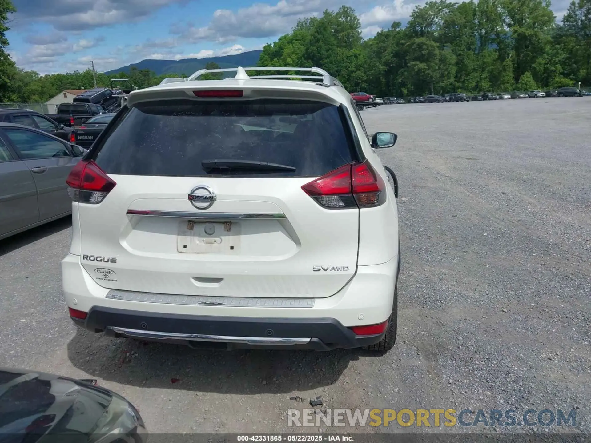 17 Photograph of a damaged car 5N1AT2MV3LC781124 NISSAN ROGUE 2020