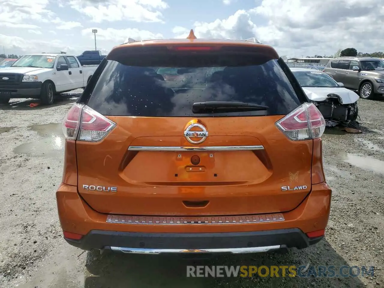 6 Photograph of a damaged car 5N1AT2MV4LC705895 NISSAN ROGUE 2020