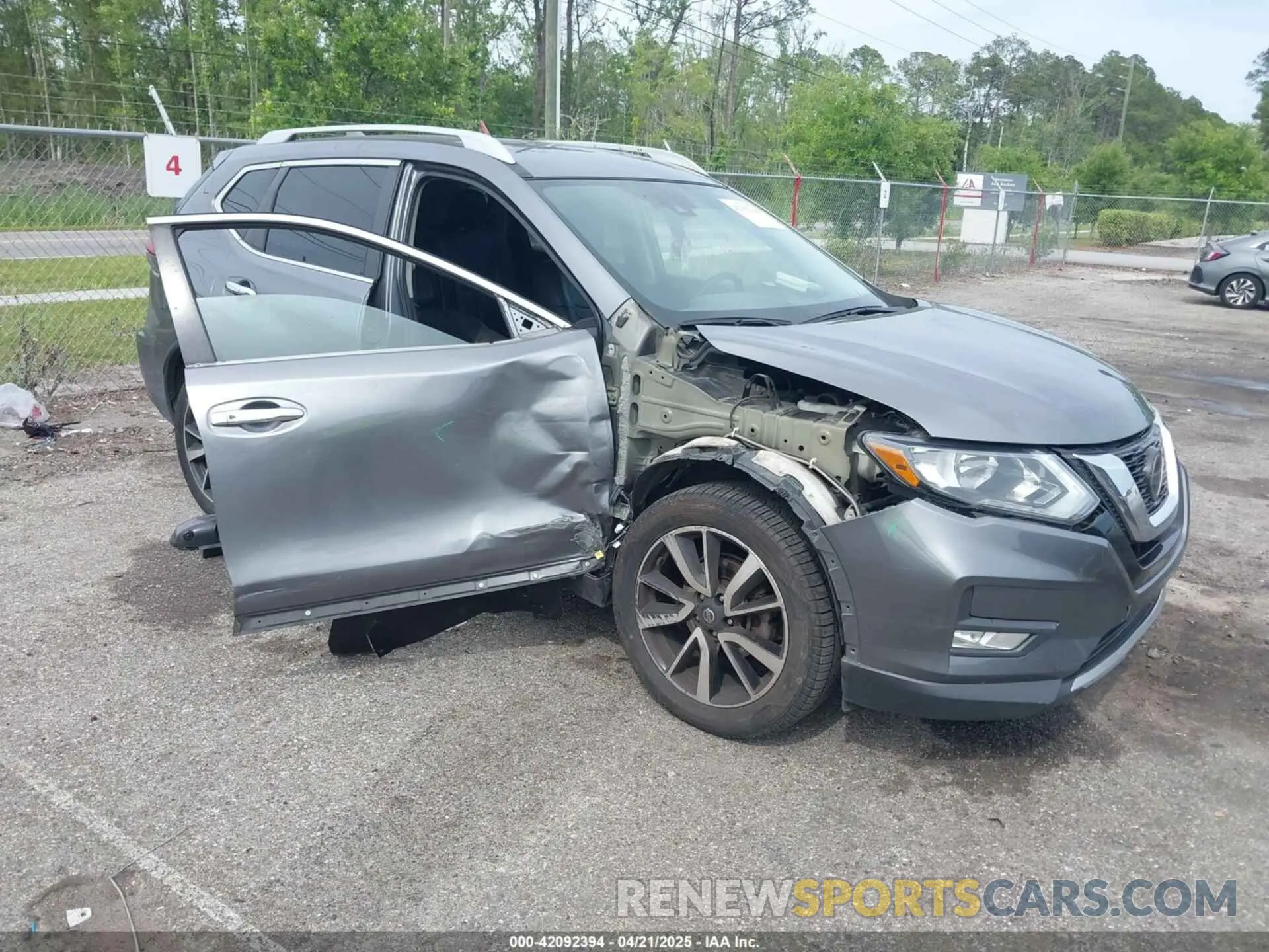 1 Photograph of a damaged car 5N1AT2MV4LC725628 NISSAN ROGUE 2020