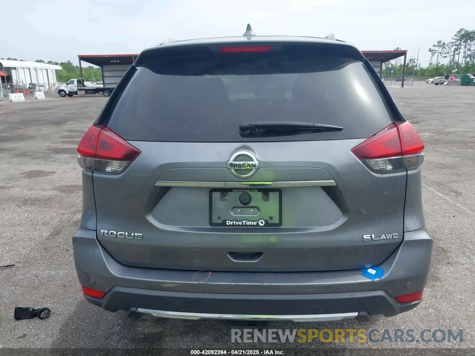 16 Photograph of a damaged car 5N1AT2MV4LC725628 NISSAN ROGUE 2020