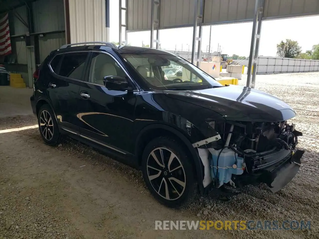 4 Photograph of a damaged car 5N1AT2MV4LC728139 NISSAN ROGUE 2020