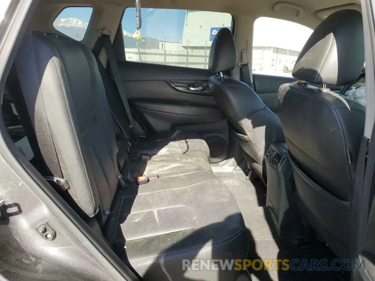 11 Photograph of a damaged car 5N1AT2MV4LC772450 NISSAN ROGUE 2020