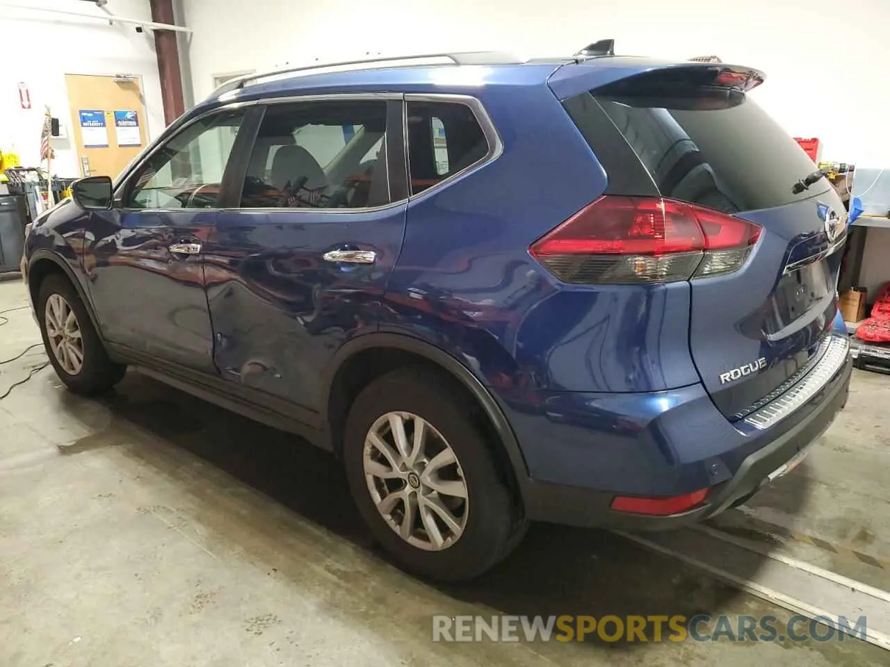 2 Photograph of a damaged car 5N1AT2MV4LC778894 NISSAN ROGUE 2020