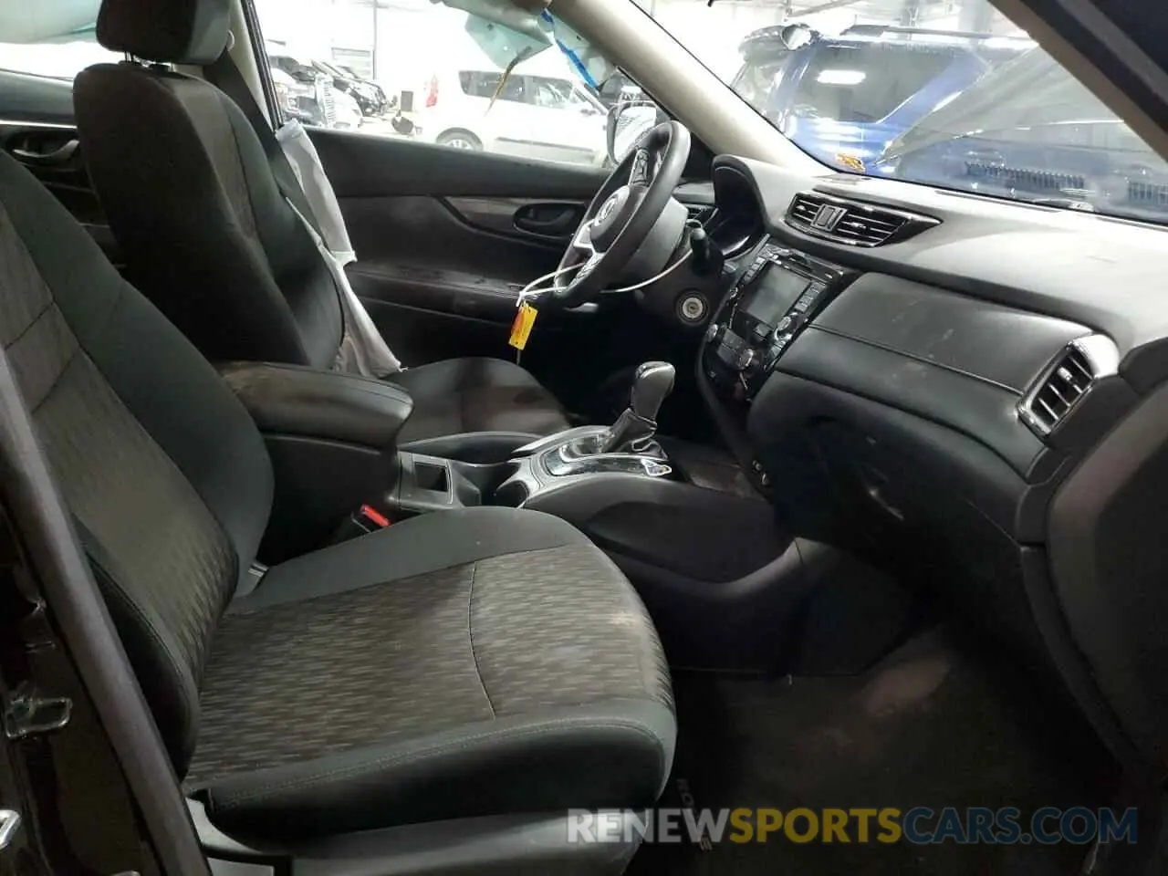 7 Photograph of a damaged car 5N1AT2MV4LC780287 NISSAN ROGUE 2020