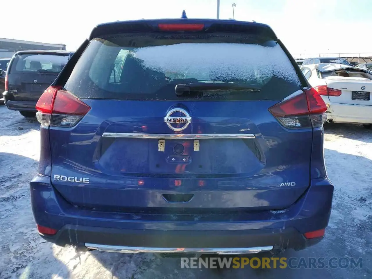 6 Photograph of a damaged car 5N1AT2MV4LC805043 NISSAN ROGUE 2020