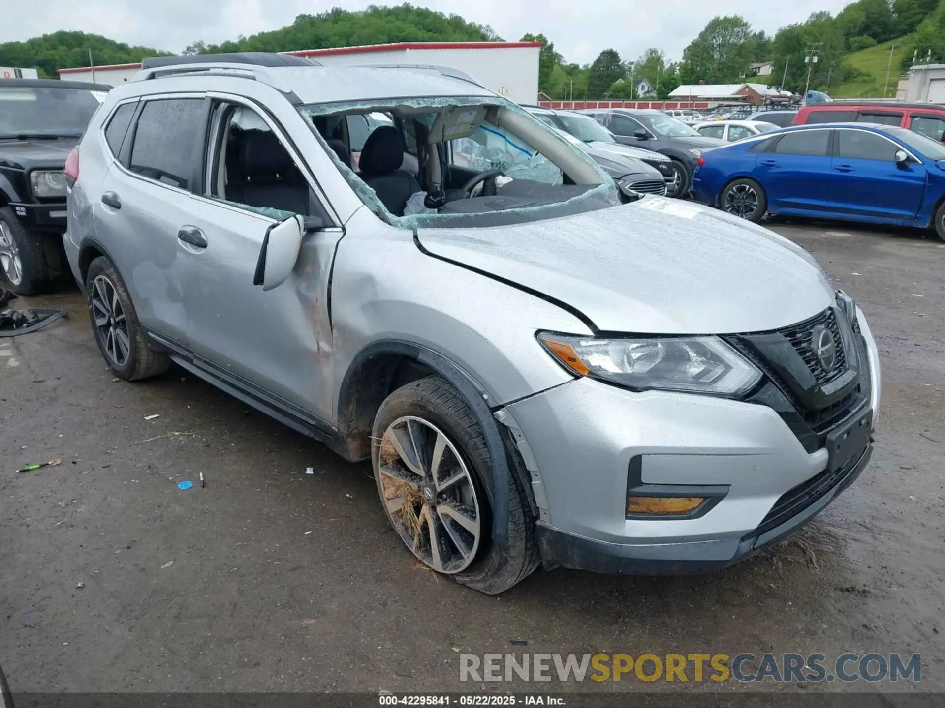 1 Photograph of a damaged car 5N1AT2MV5LC708045 NISSAN ROGUE 2020