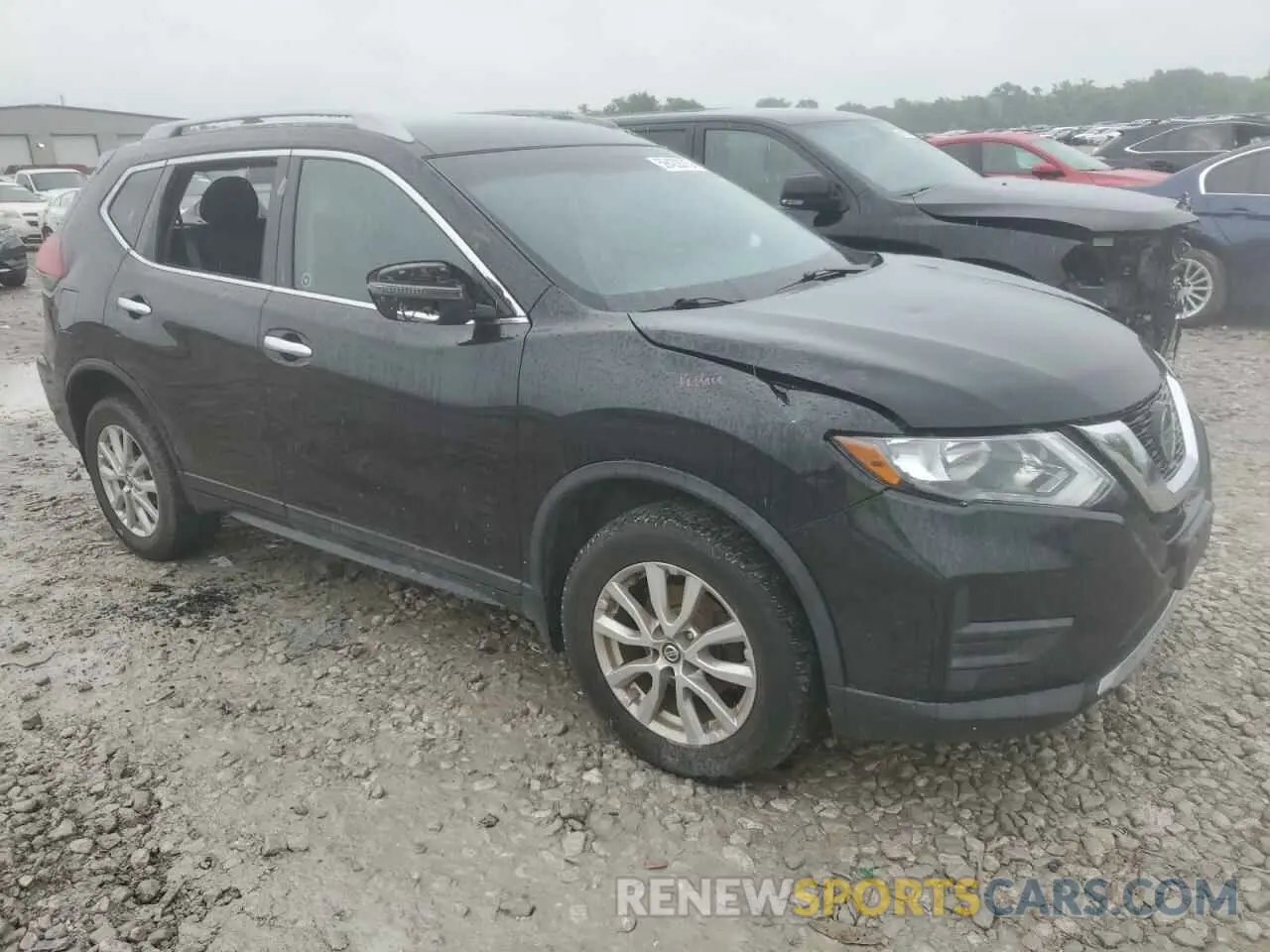 4 Photograph of a damaged car 5N1AT2MV5LC725637 NISSAN ROGUE 2020