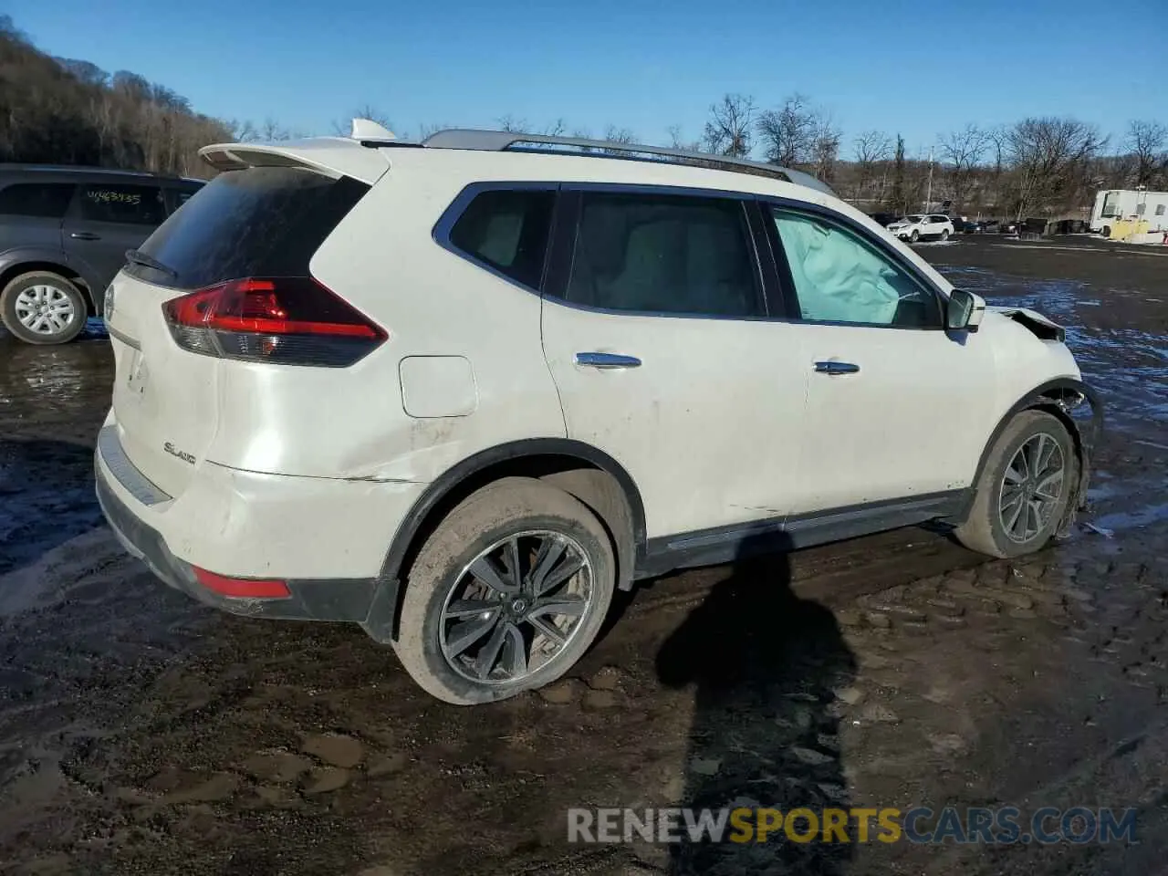 3 Photograph of a damaged car 5N1AT2MV5LC772702 NISSAN ROGUE 2020