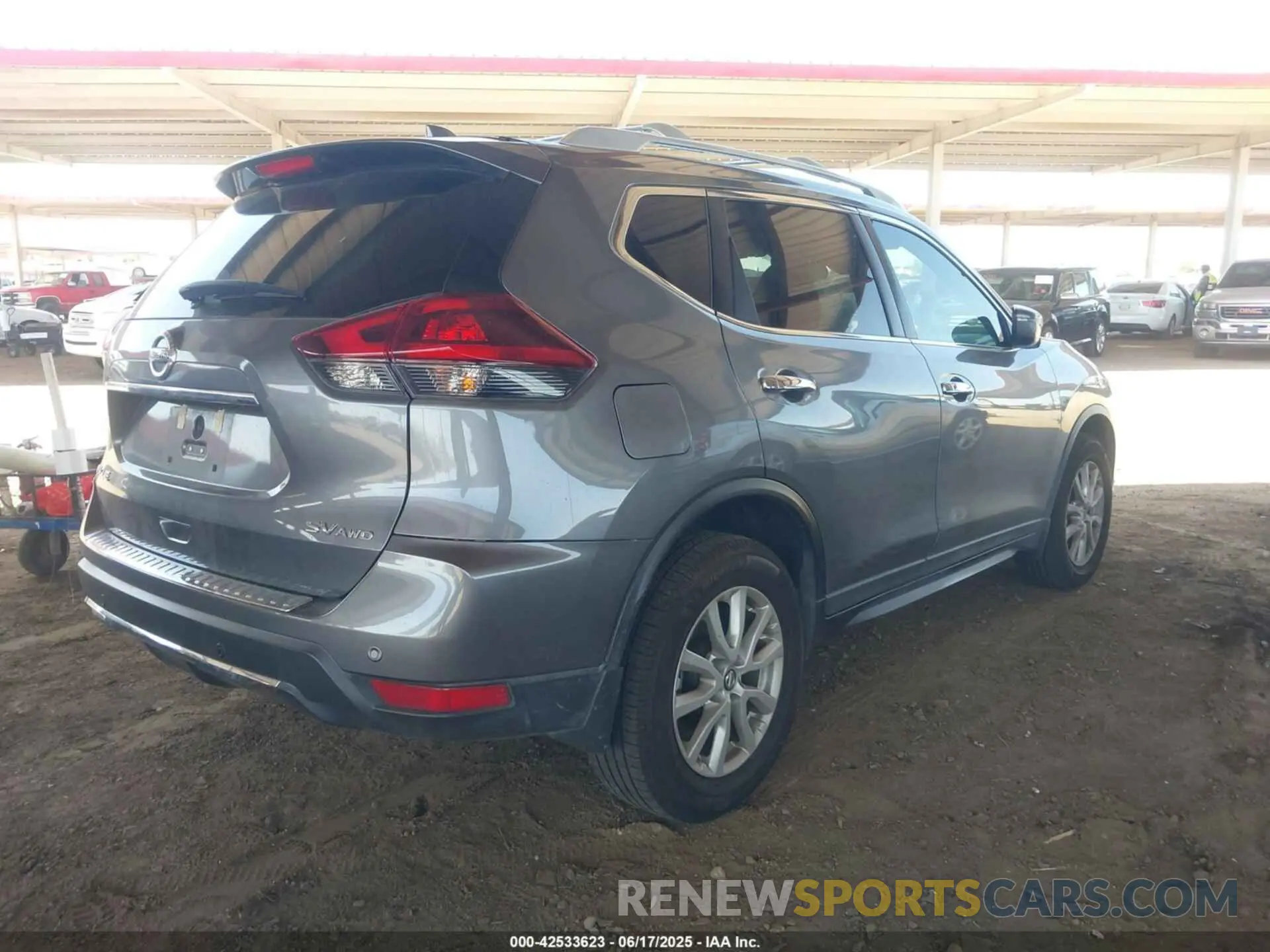 4 Photograph of a damaged car 5N1AT2MV5LC794439 NISSAN ROGUE 2020