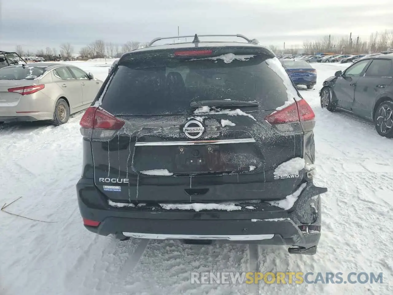 6 Photograph of a damaged car 5N1AT2MV6LC715134 NISSAN ROGUE 2020