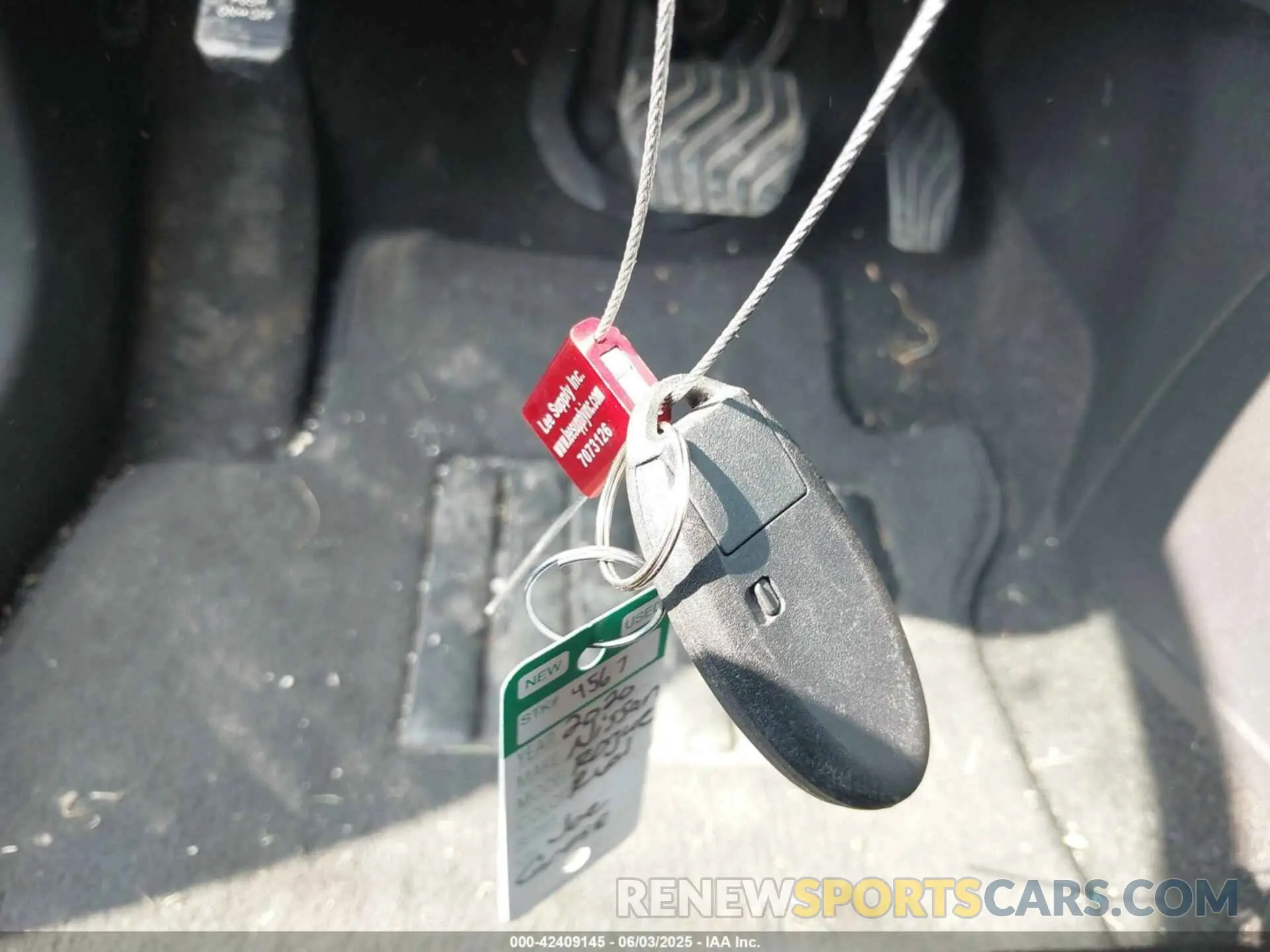 11 Photograph of a damaged car 5N1AT2MV6LC733181 NISSAN ROGUE 2020