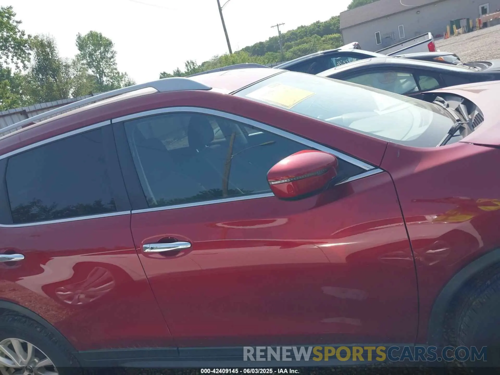 13 Photograph of a damaged car 5N1AT2MV6LC733181 NISSAN ROGUE 2020