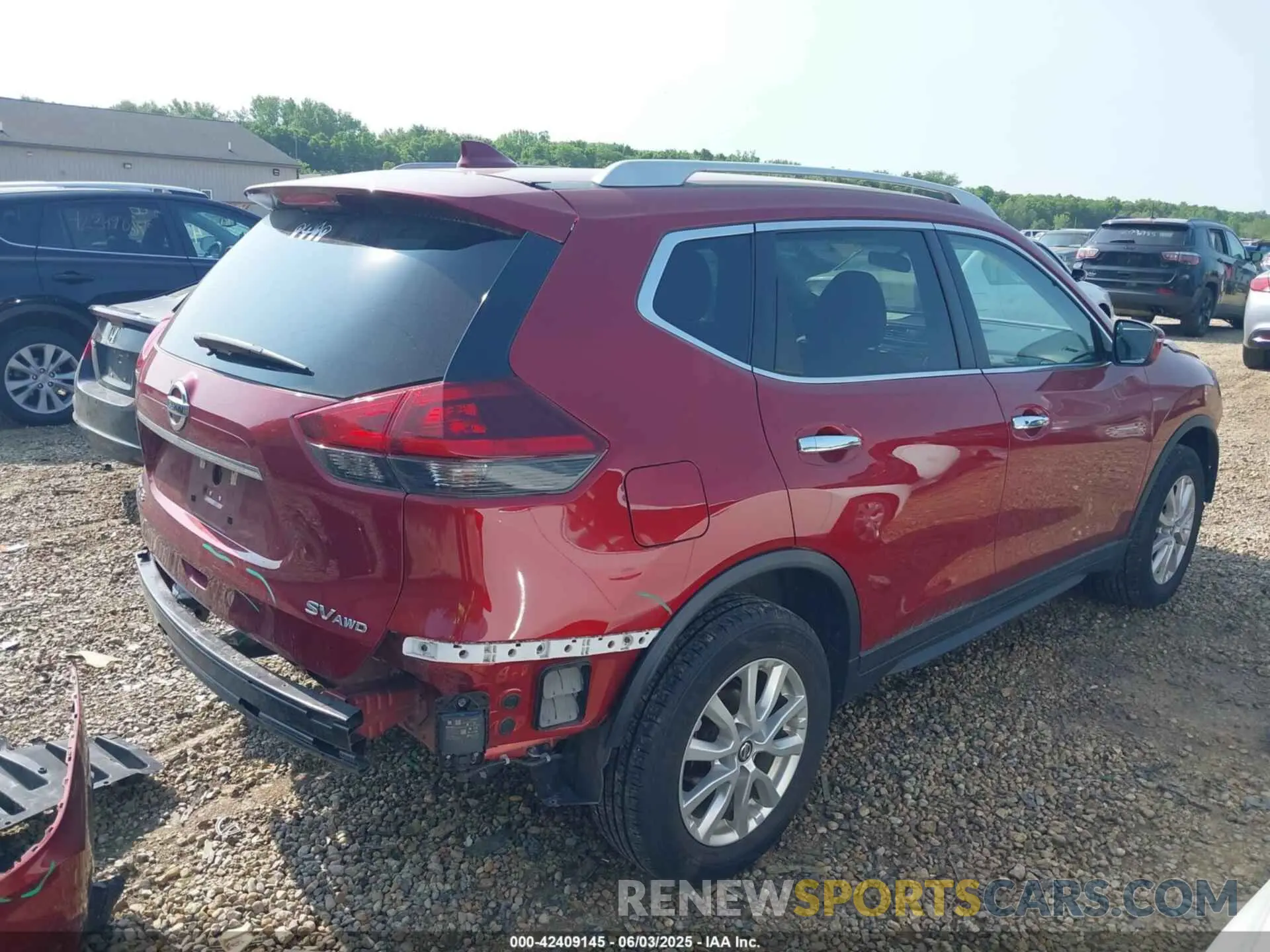 4 Photograph of a damaged car 5N1AT2MV6LC733181 NISSAN ROGUE 2020