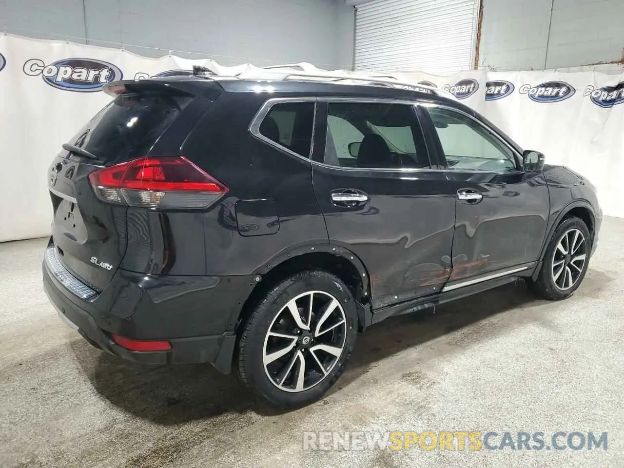 3 Photograph of a damaged car 5N1AT2MV6LC771266 NISSAN ROGUE 2020