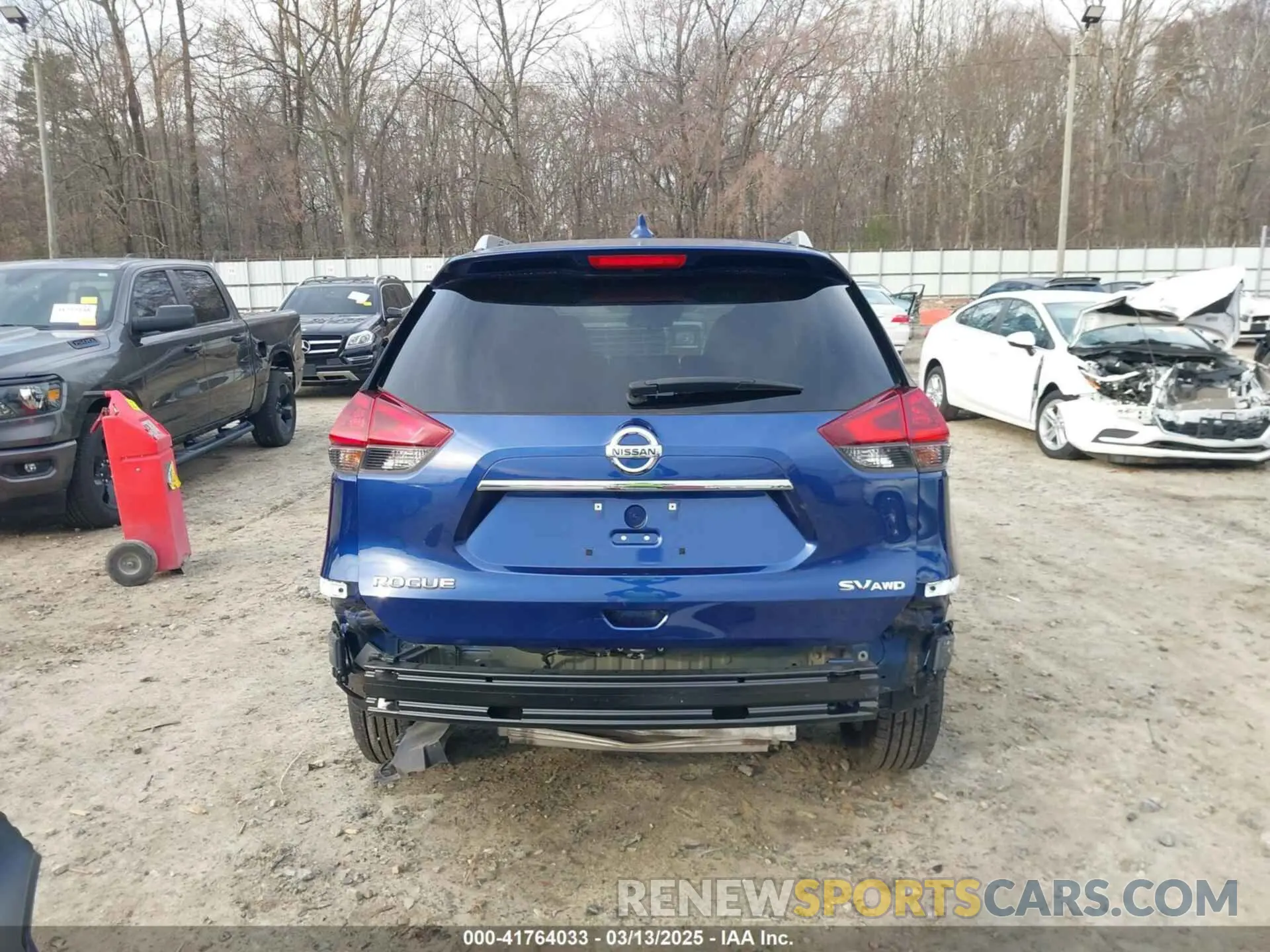 17 Photograph of a damaged car 5N1AT2MV6LC778427 NISSAN ROGUE 2020
