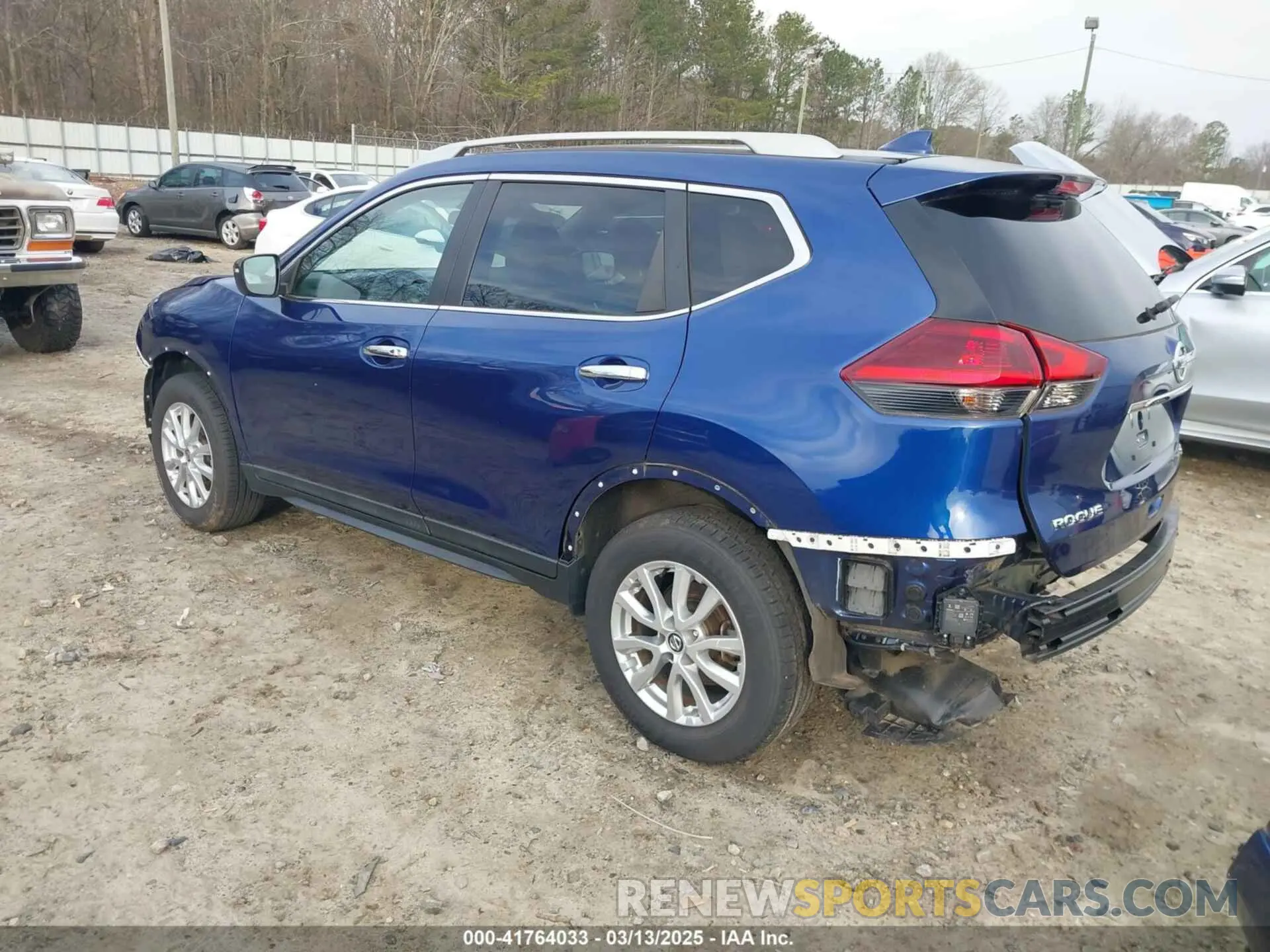 3 Photograph of a damaged car 5N1AT2MV6LC778427 NISSAN ROGUE 2020