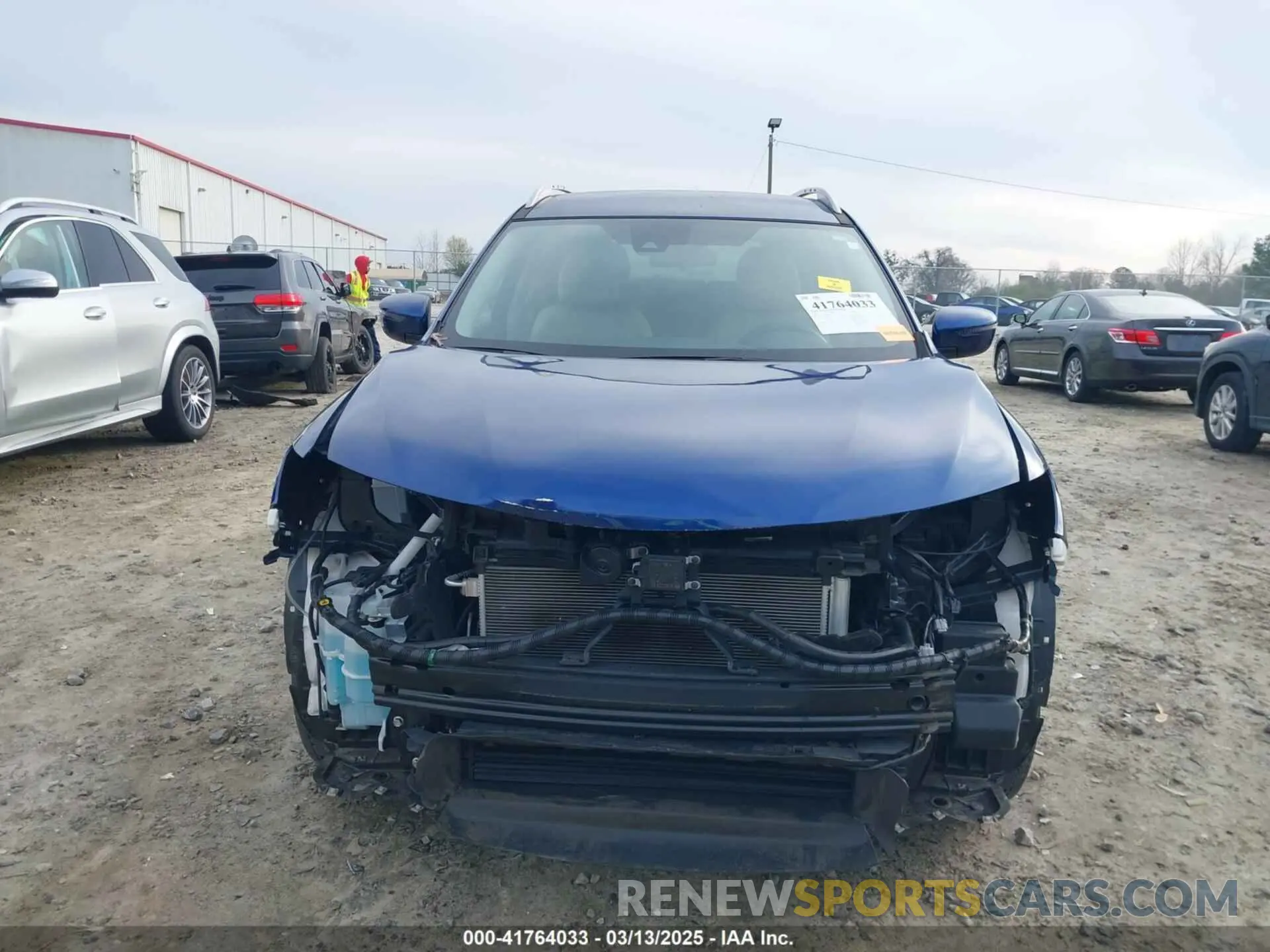 6 Photograph of a damaged car 5N1AT2MV6LC778427 NISSAN ROGUE 2020