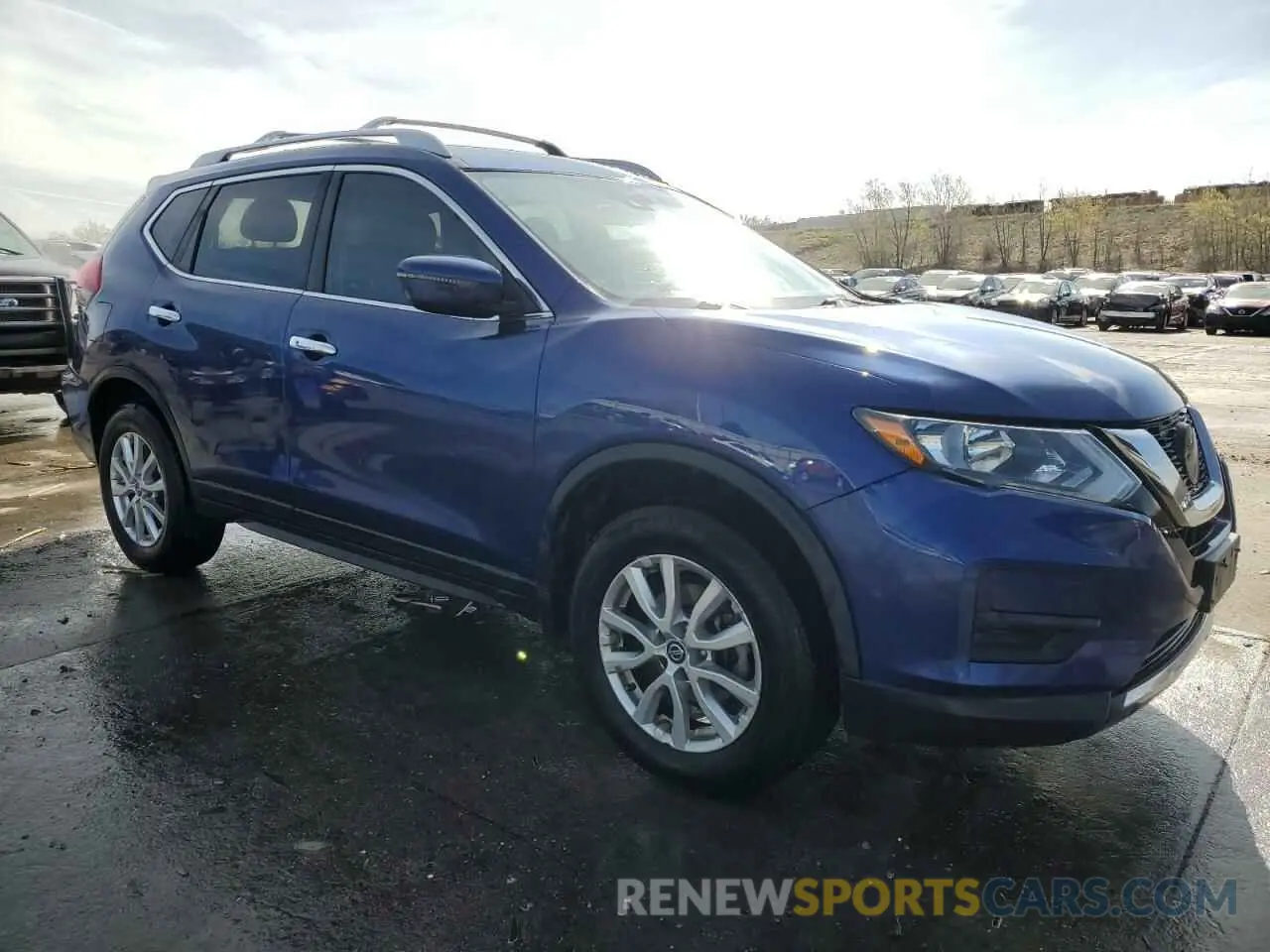 4 Photograph of a damaged car 5N1AT2MV7LC795883 NISSAN ROGUE 2020