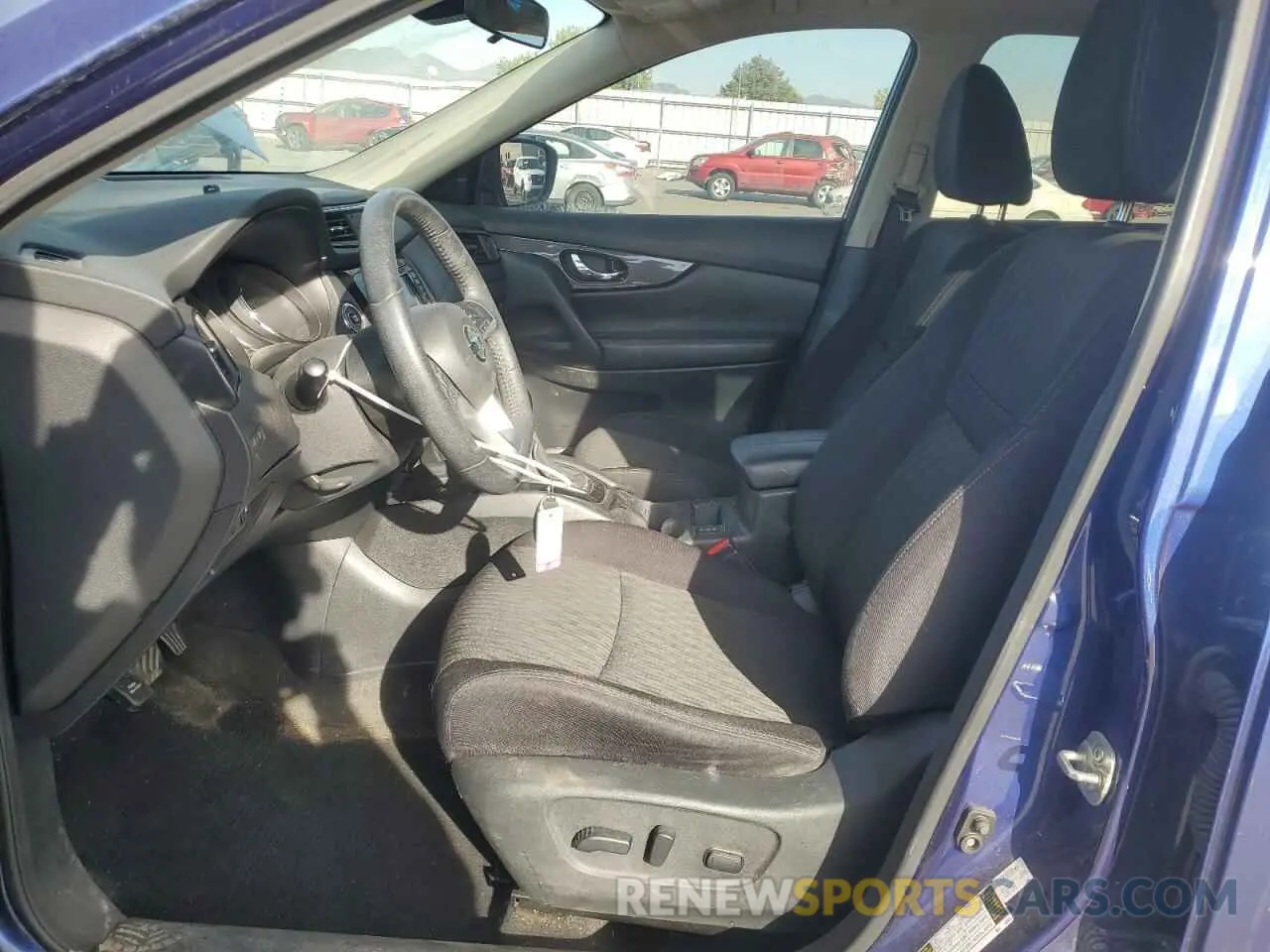 7 Photograph of a damaged car 5N1AT2MV7LC795883 NISSAN ROGUE 2020