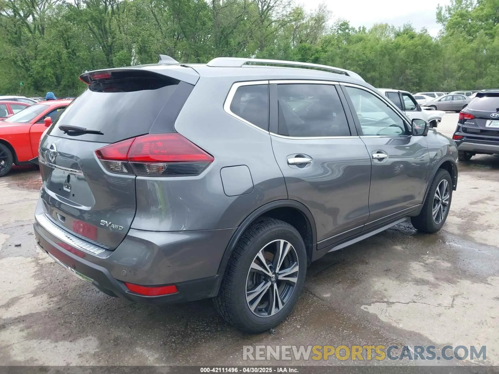 4 Photograph of a damaged car 5N1AT2MV8LC801464 NISSAN ROGUE 2020