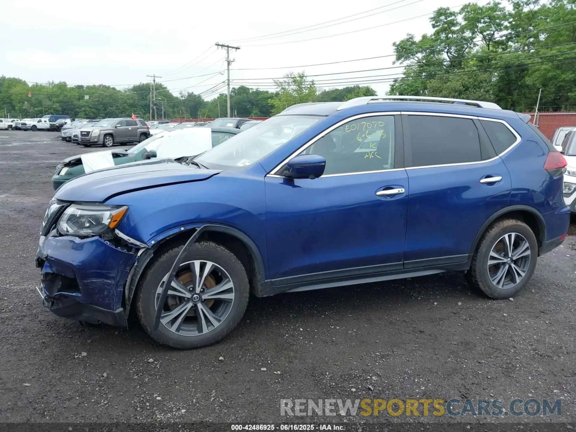 6 Photograph of a damaged car 5N1AT2MV9LC778065 NISSAN ROGUE 2020