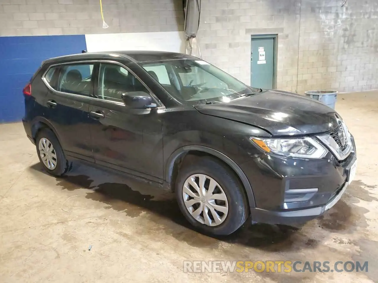 4 Photograph of a damaged car 5N1AT2MV9LC802901 NISSAN ROGUE 2020