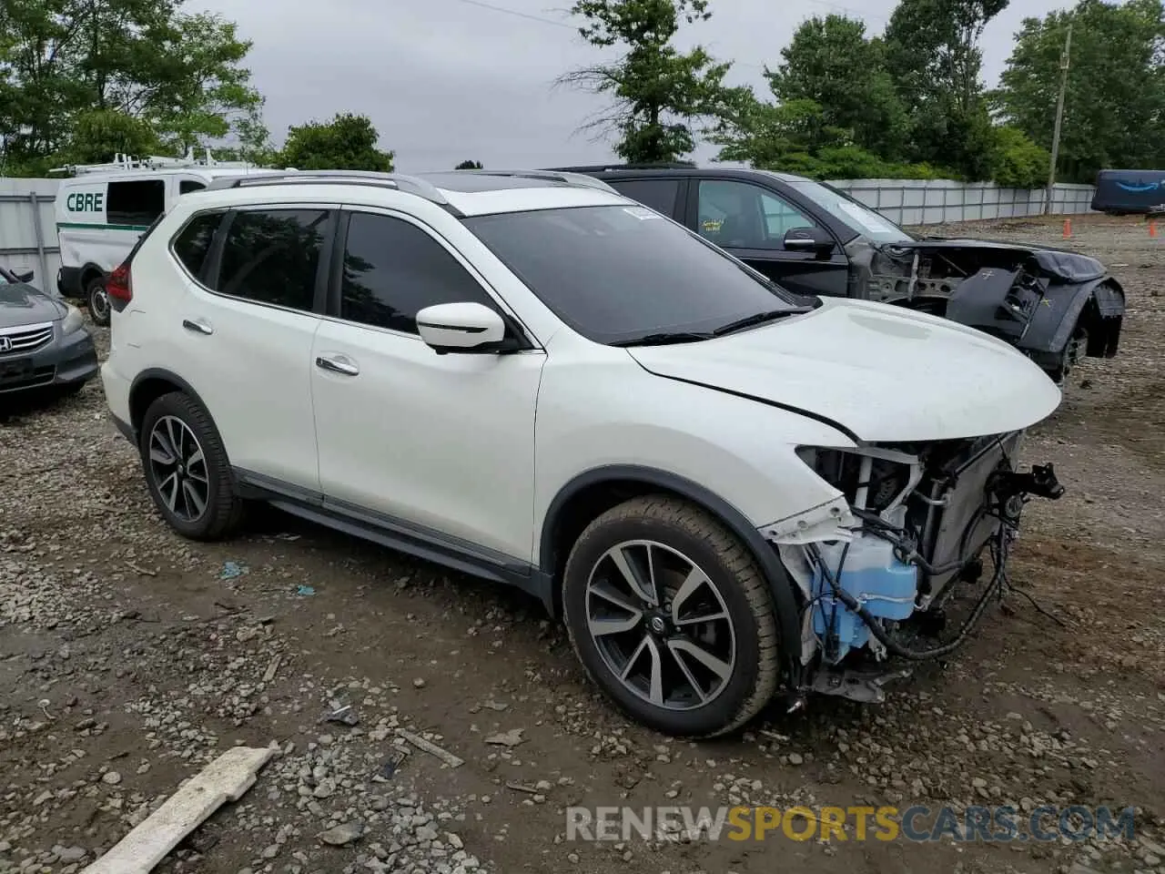 4 Photograph of a damaged car 5N1AT2MVXLC738979 NISSAN ROGUE 2020