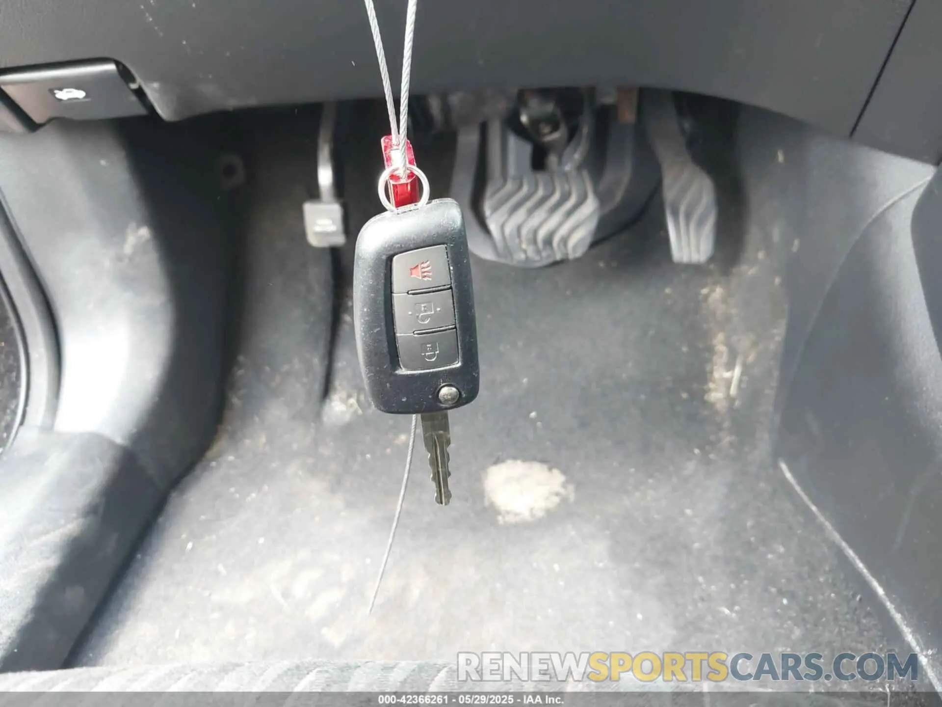 11 Photograph of a damaged car 5N1AT2MVXLC786482 NISSAN ROGUE 2020