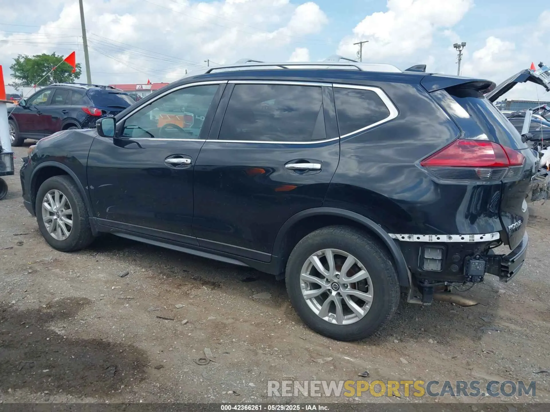 15 Photograph of a damaged car 5N1AT2MVXLC786482 NISSAN ROGUE 2020